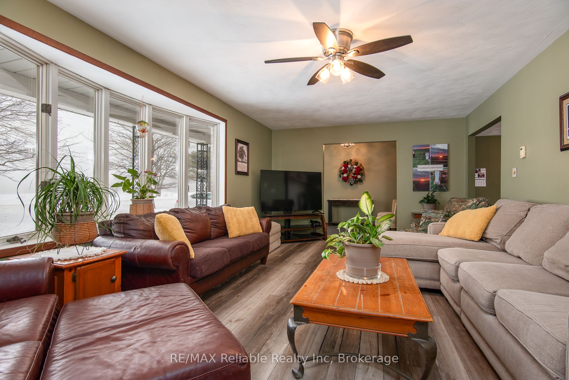 518 South Kinloss Avenue Property Photo 23