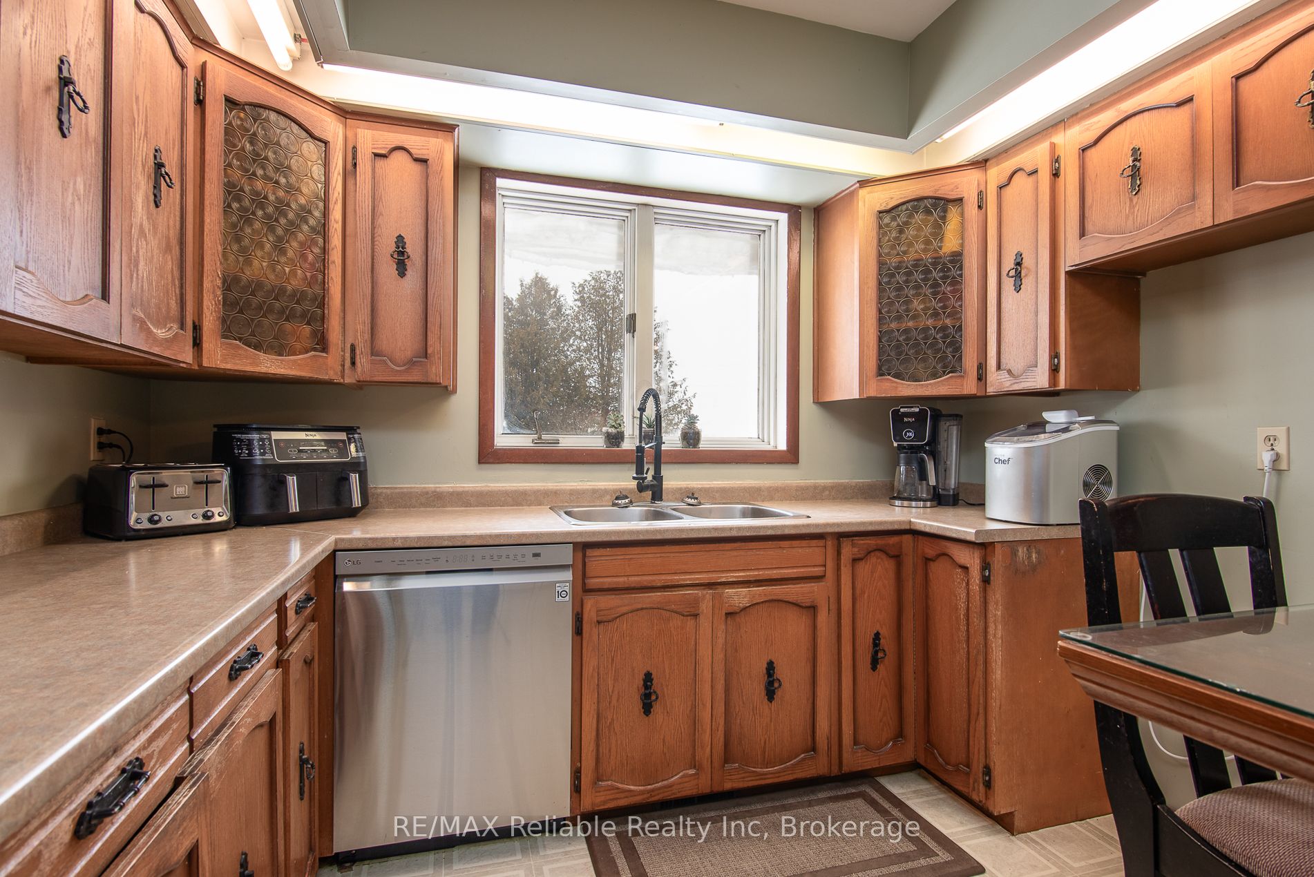 518 South Kinloss Avenue Property Photo 30