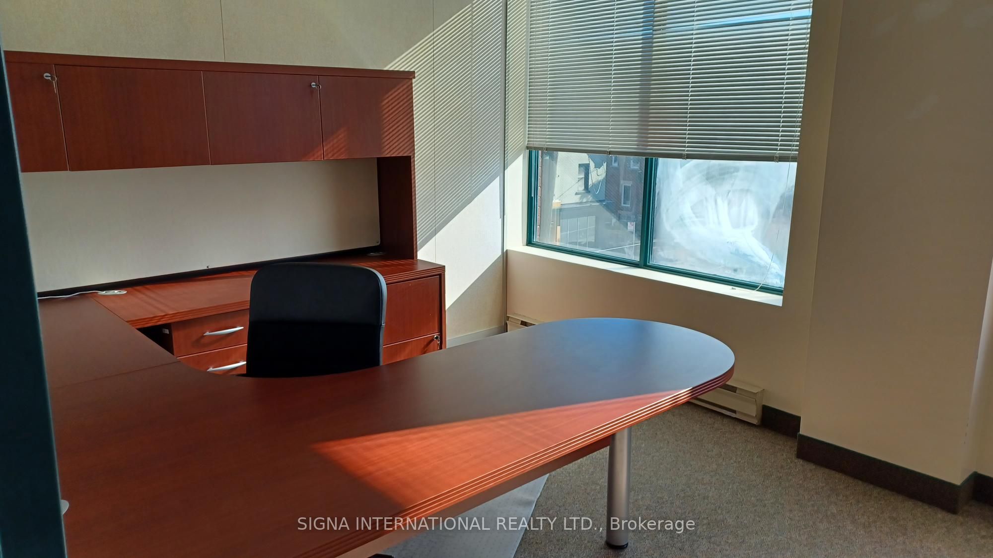#301 - 1066 Somerset Street Property Photo 12