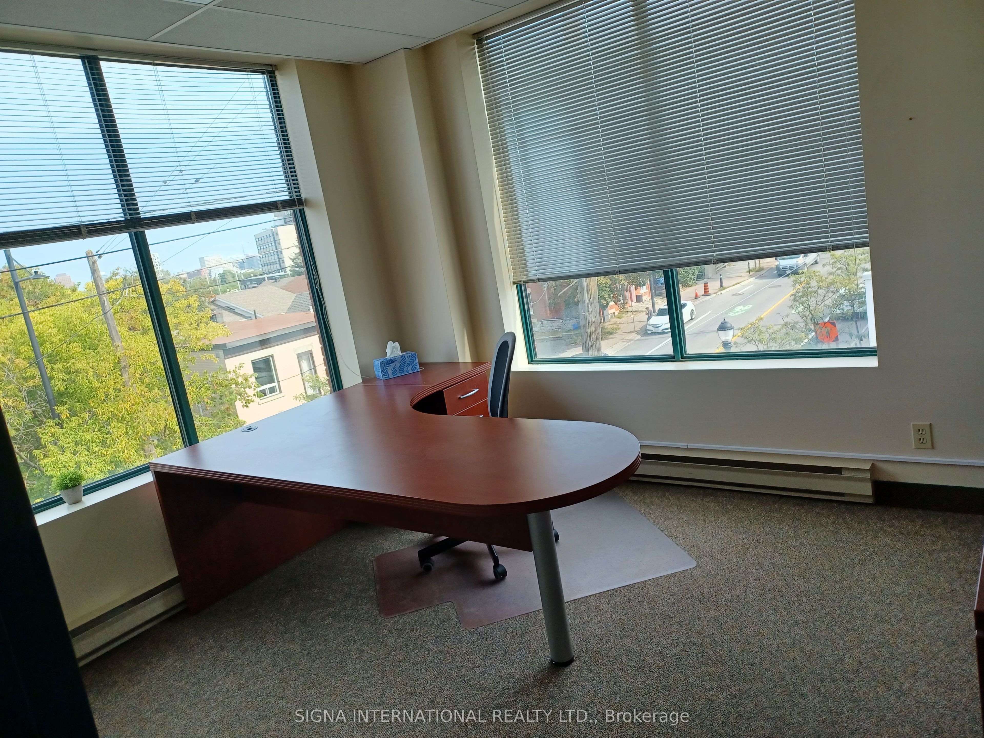 #301 - 1066 Somerset Street Property Photo 21
