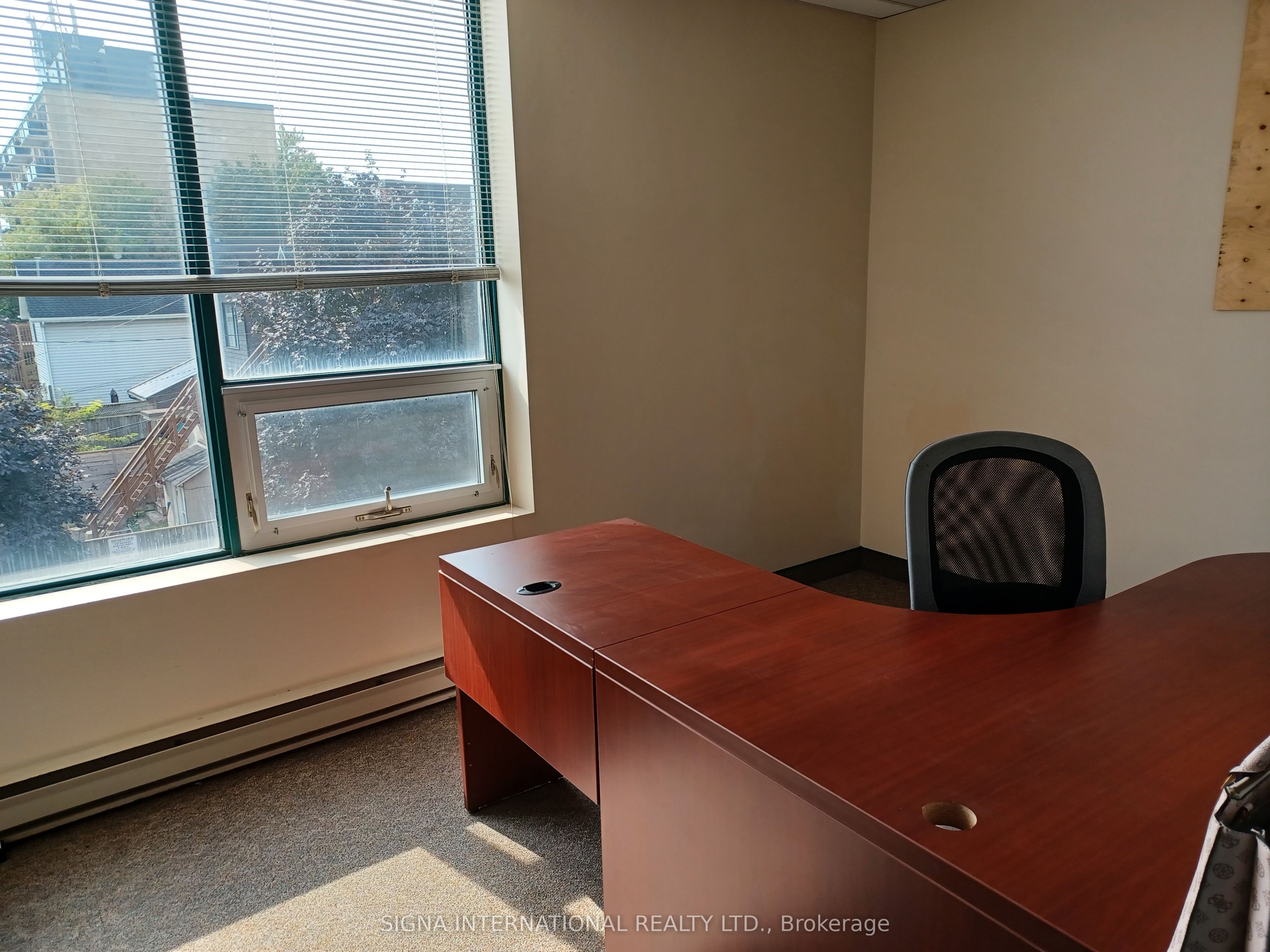 #301 - 1066 Somerset Street Property Photo 25