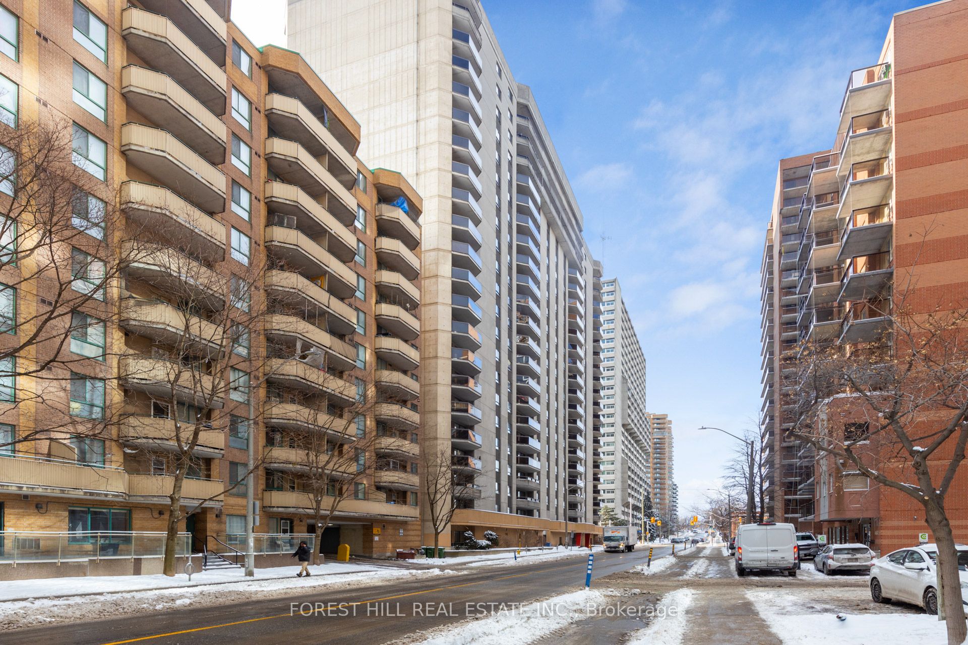 #1703 - 470 Laurier Avenue Property Photo
