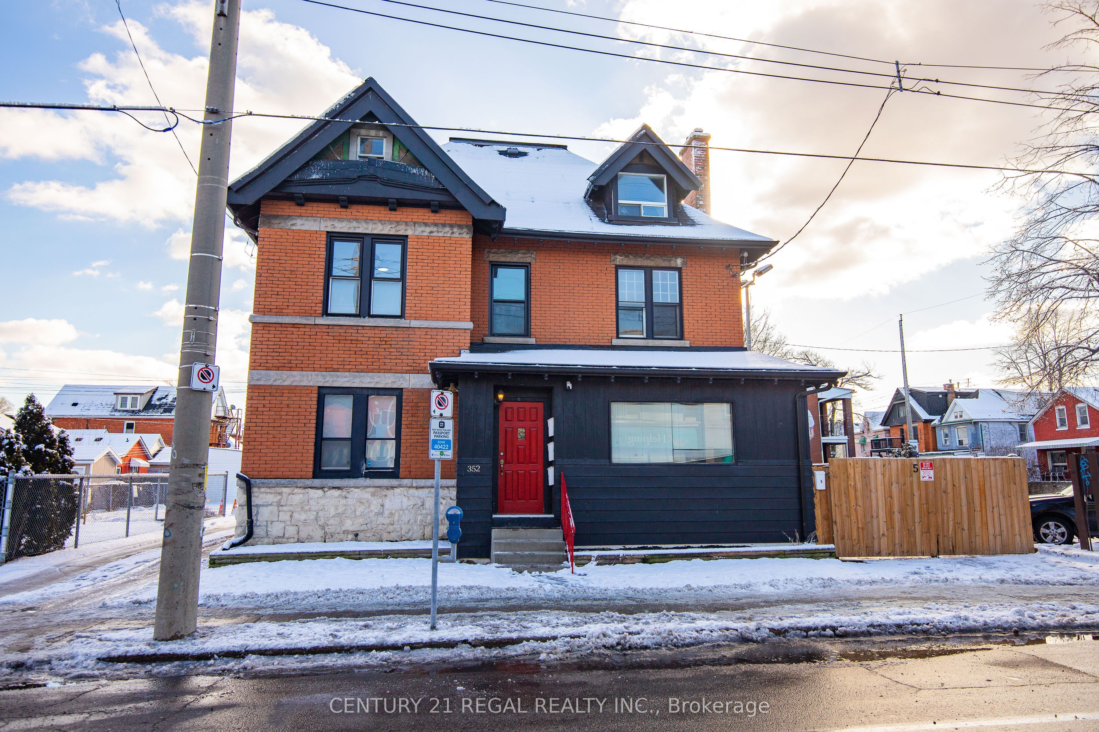 #2 - 352 Barton Street Property Photo 4