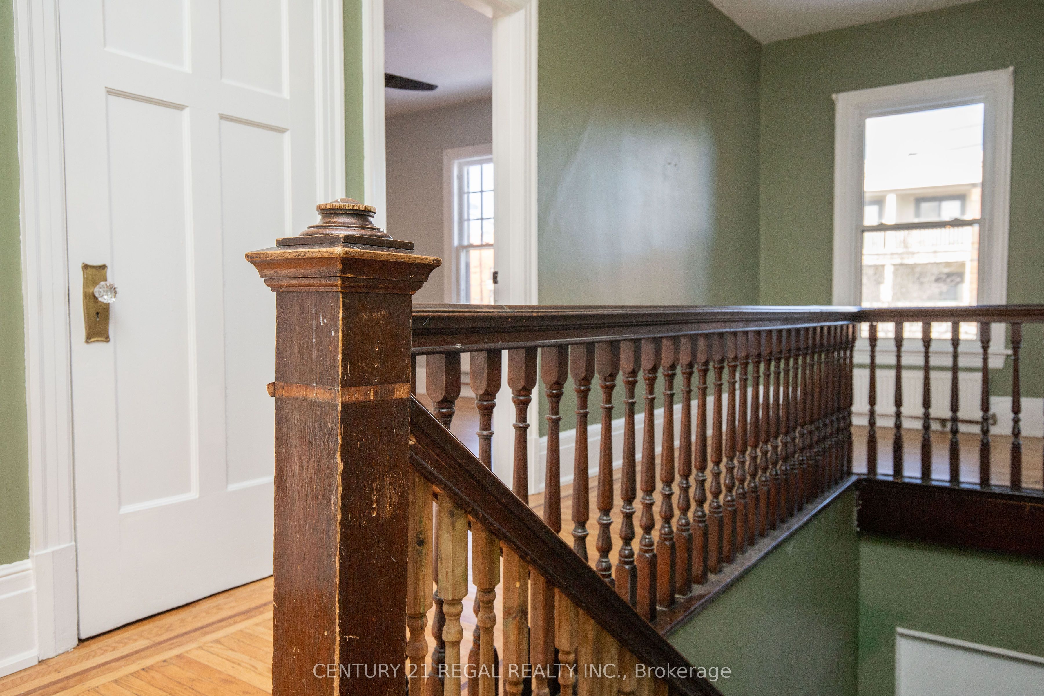 #2 - 352 Barton Street Property Photo 6