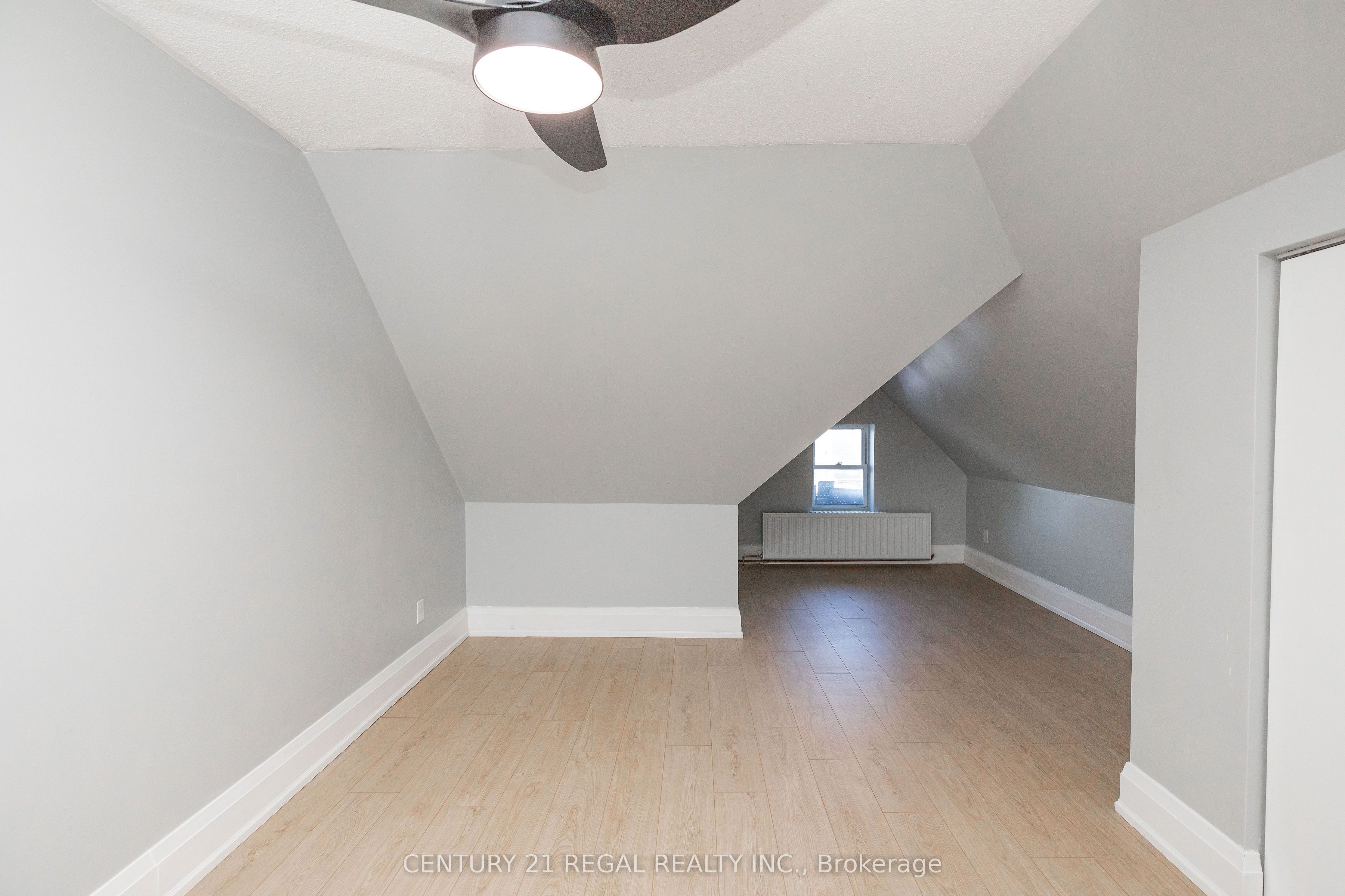 #2 - 352 Barton Street Property Photo 26
