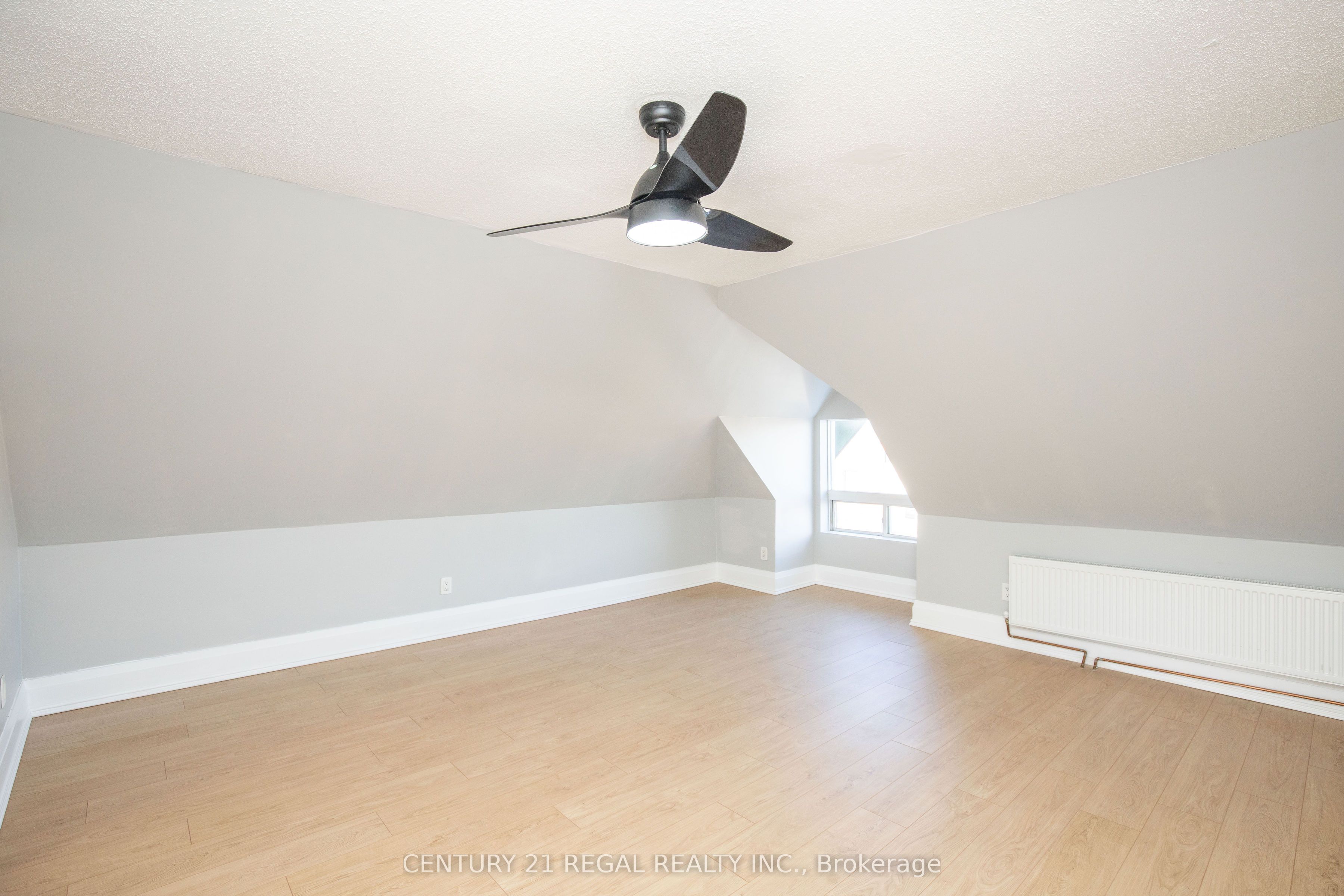 #2 - 352 Barton Street Property Photo 31