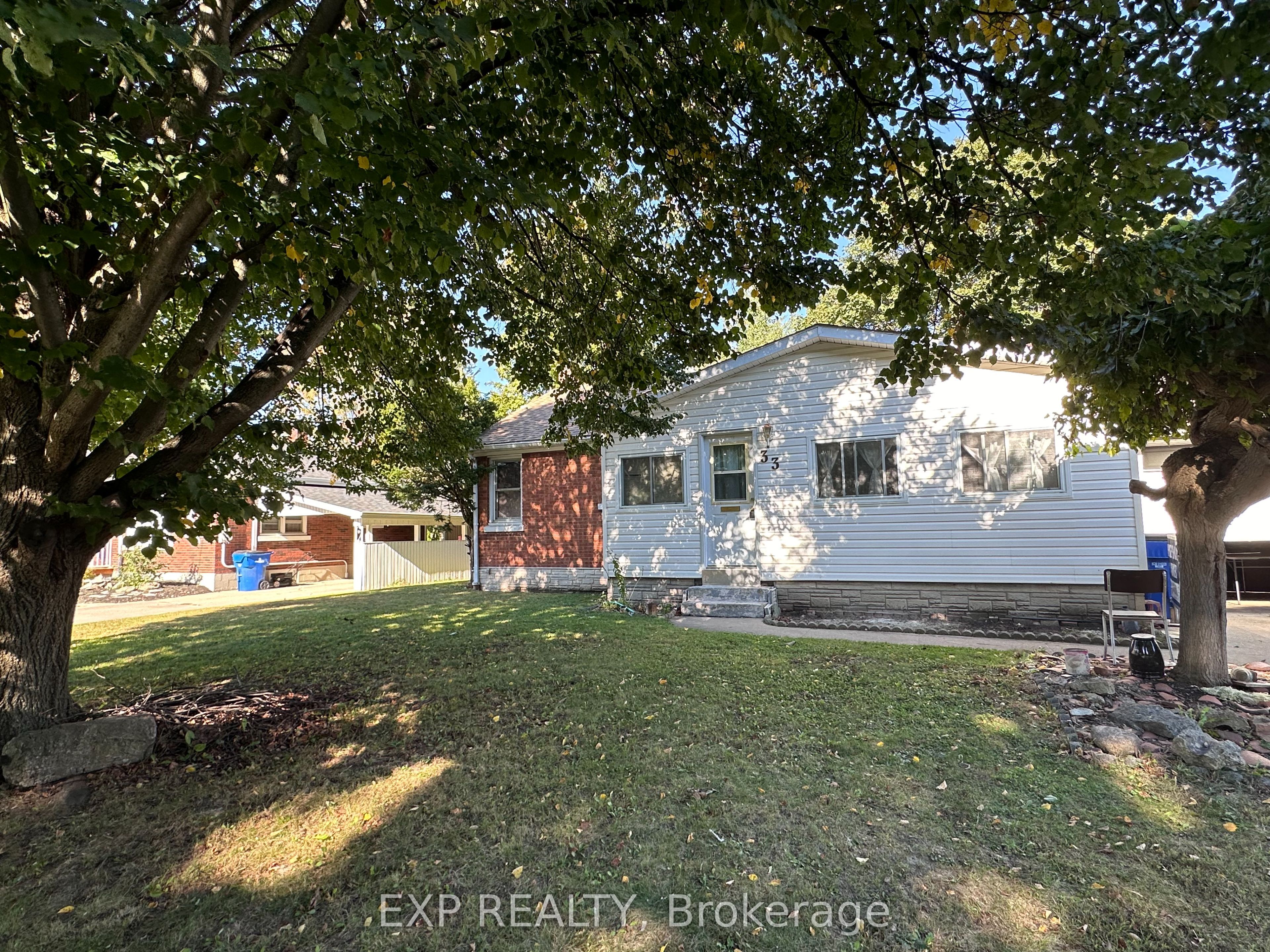 33 John St Property Photo