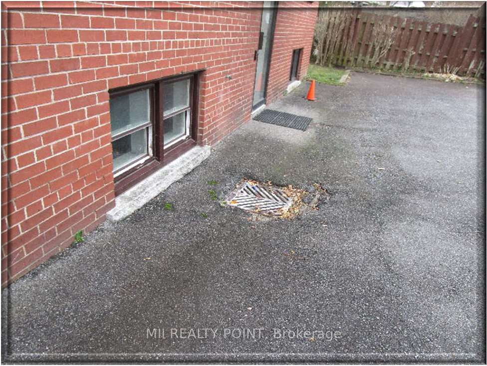 26 Gale Crescent Property Photo 29