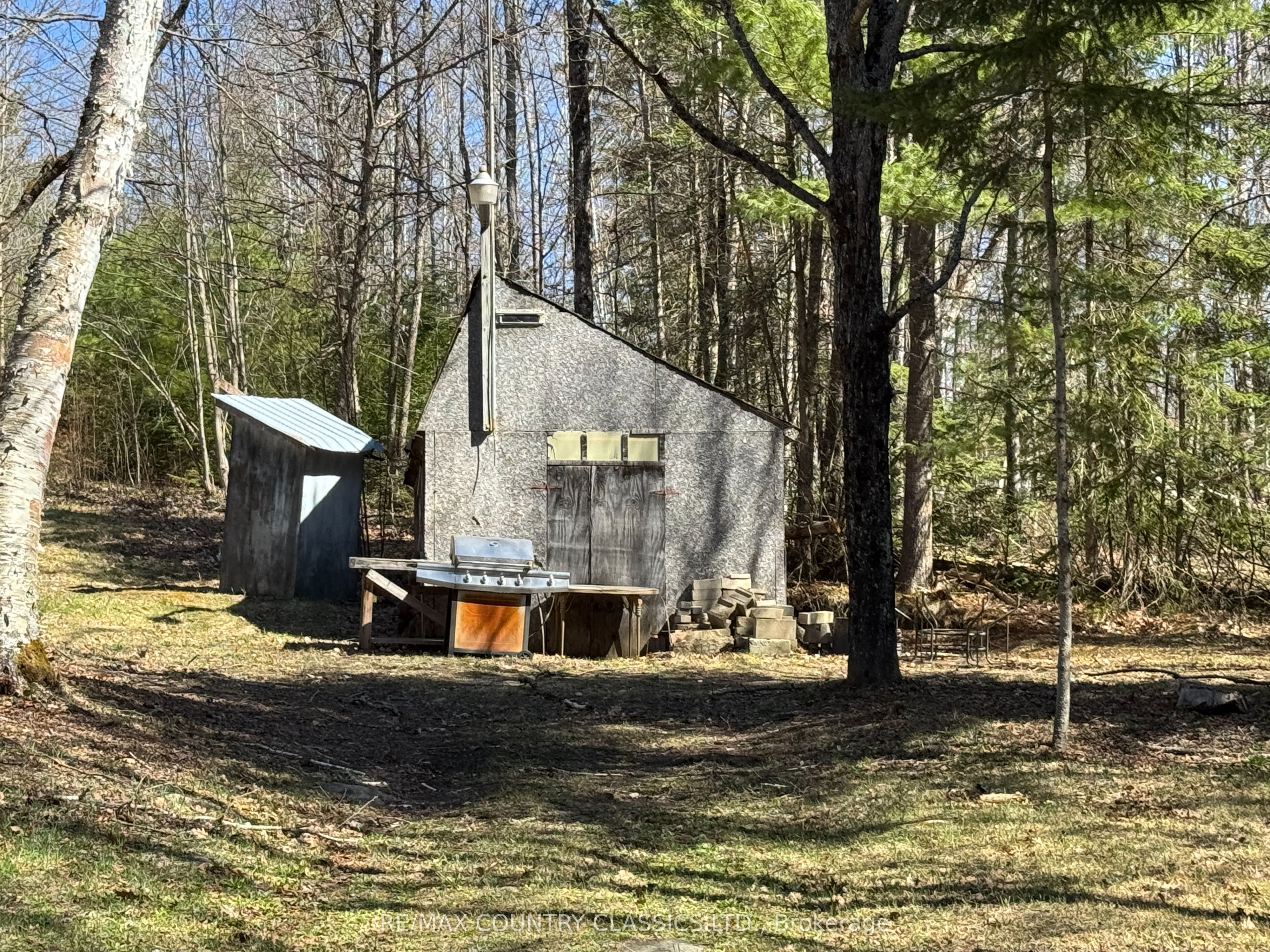 1703 Boulter Road Property Photo 3