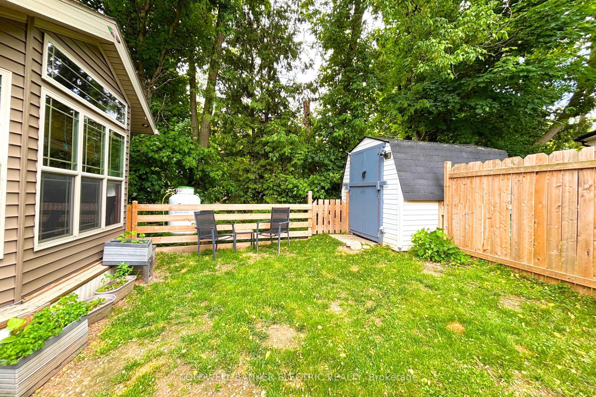 5139 Halstead Beach Rd Property Photo 28