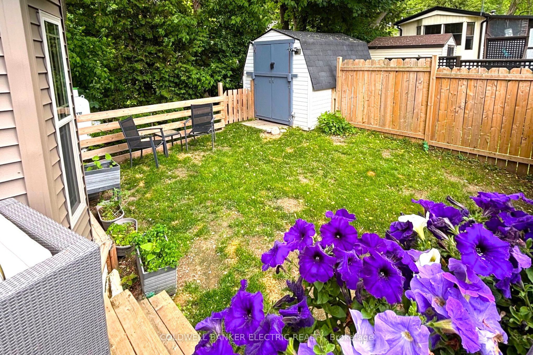 5139 Halstead Beach Rd Property Photo 29