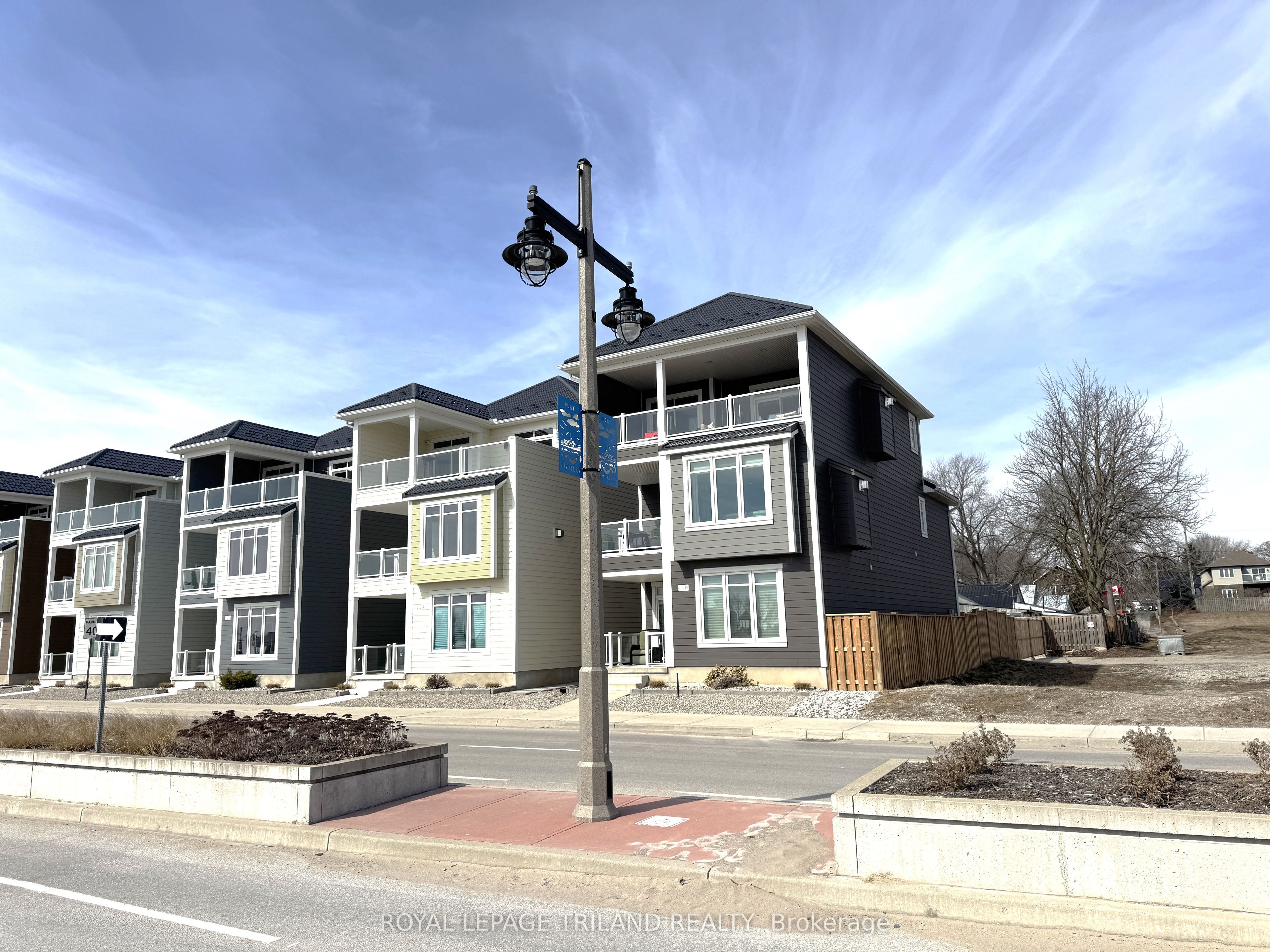 #15 - 355 Edith Cavell Boulevard Property Photo 4