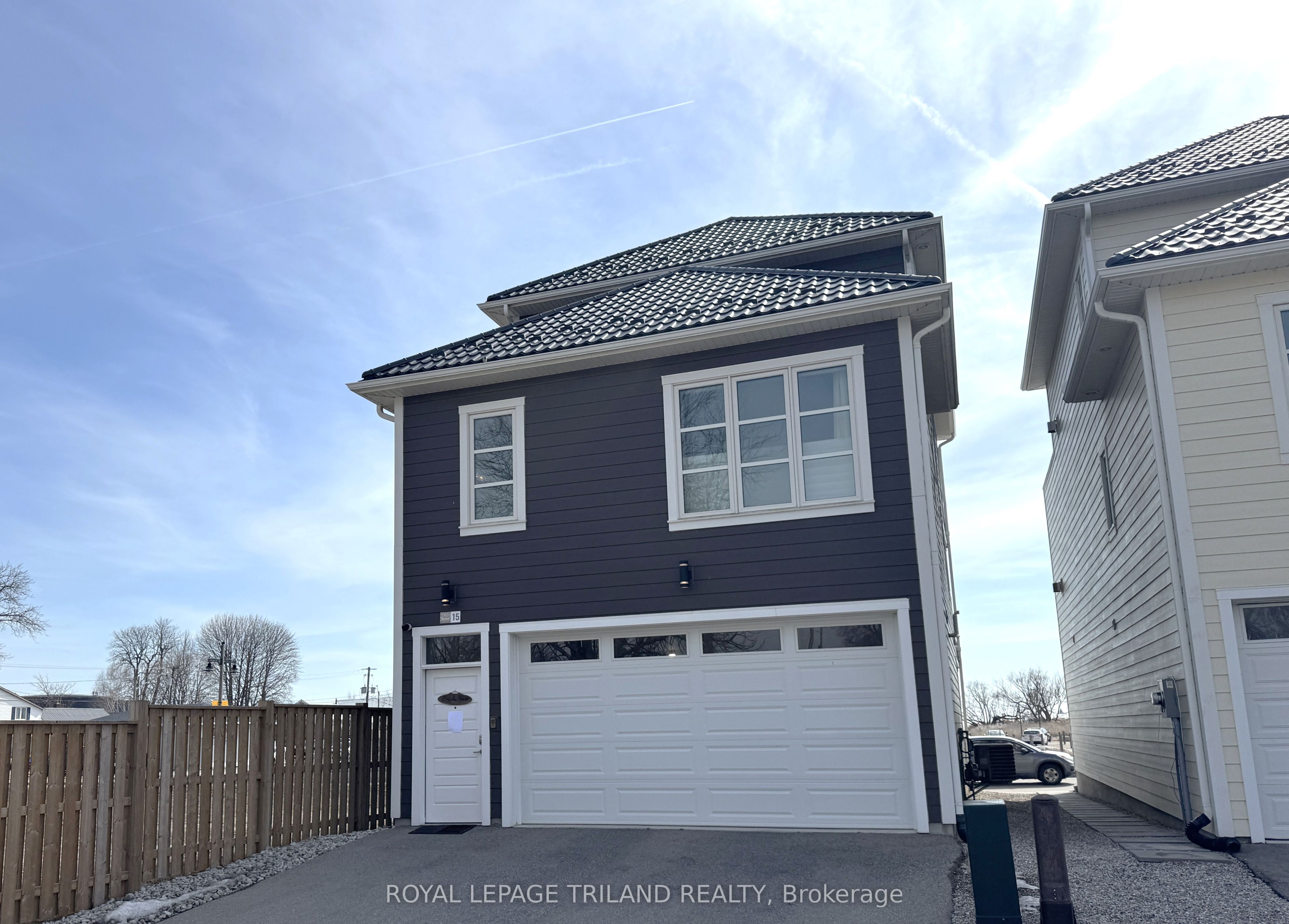 #15 - 355 Edith Cavell Boulevard Property Photo 35