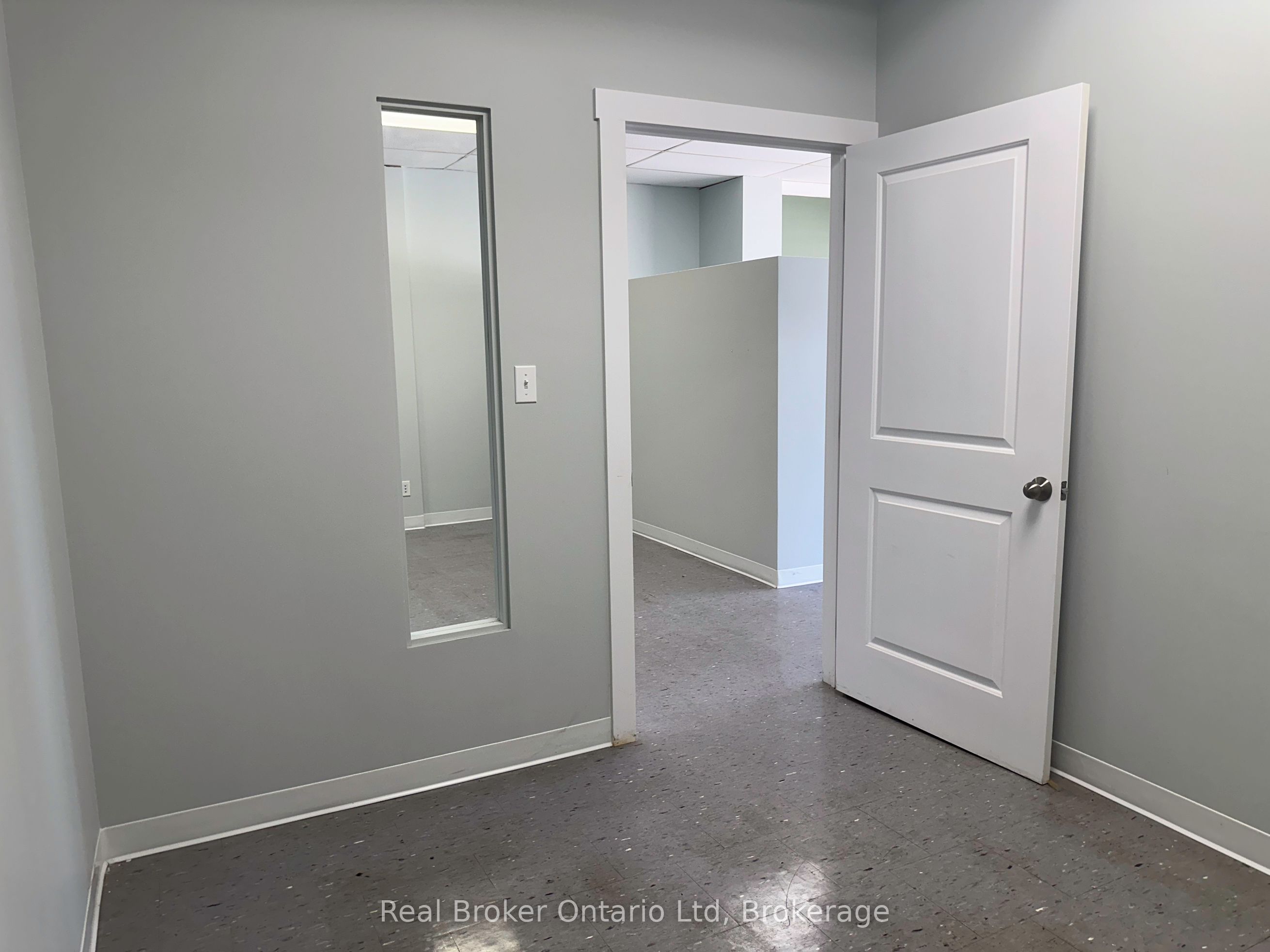 ## 1 - 797 9th Avenue Property Photo 7