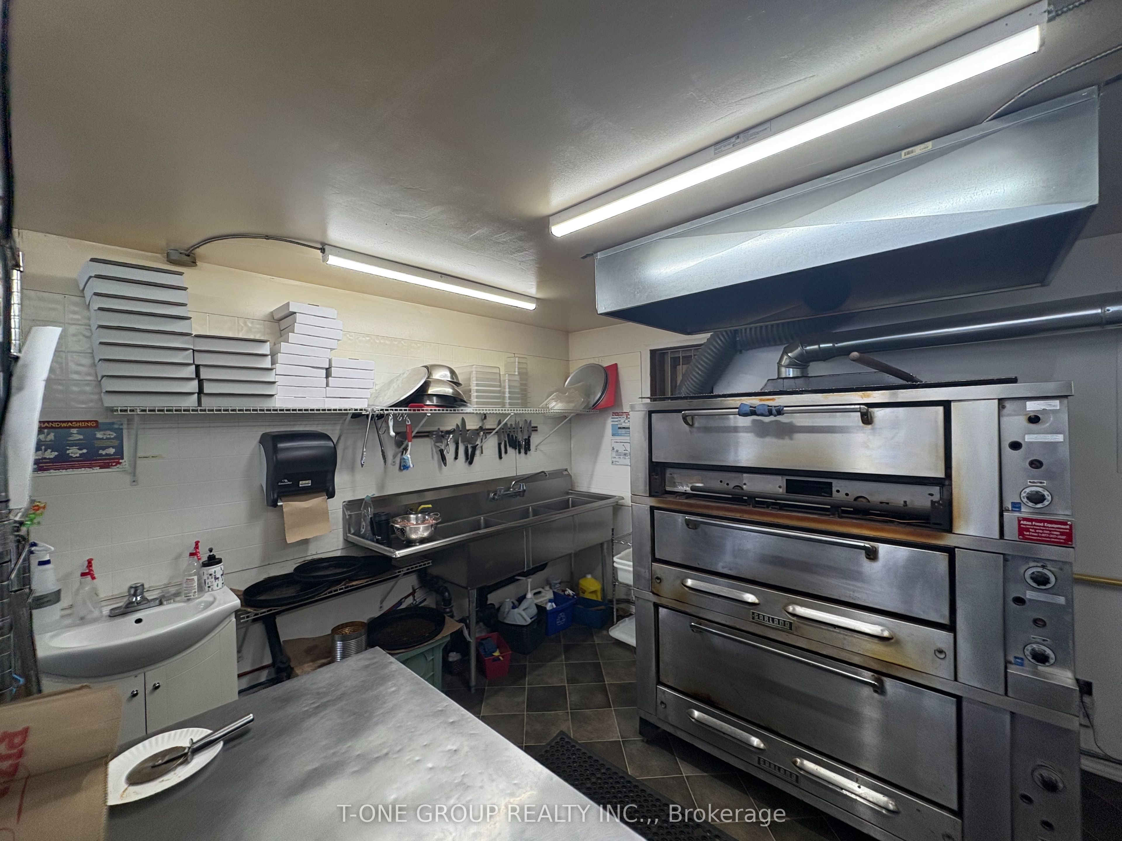153 Angeline Street Property Photo 20