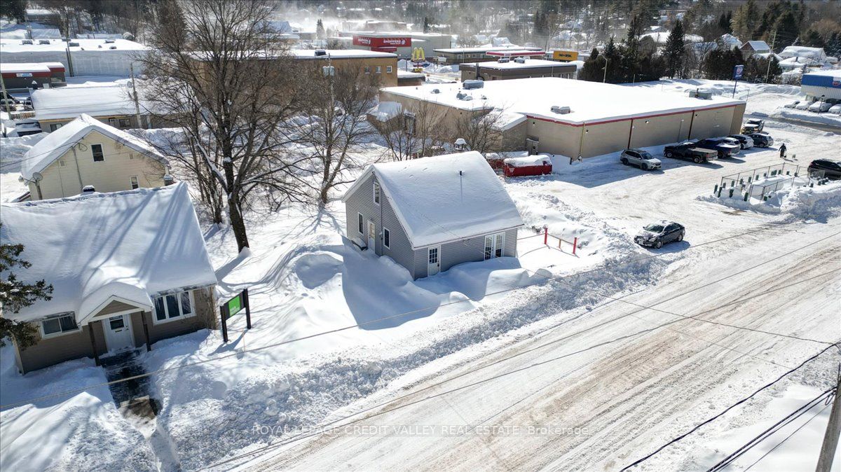 18 Snow Road Property Photo 3