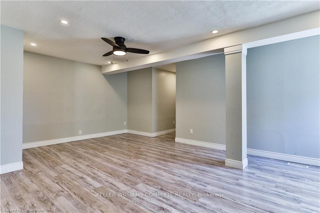 1256 King Street Property Photo 23