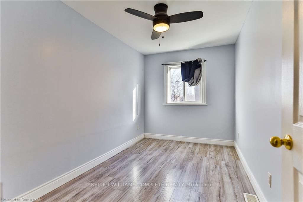 1256 King Street Property Photo 28