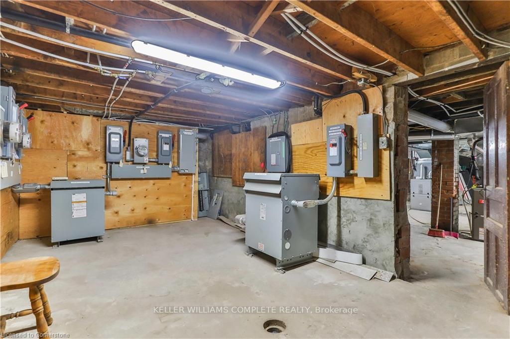 1256 King Street Property Photo 41