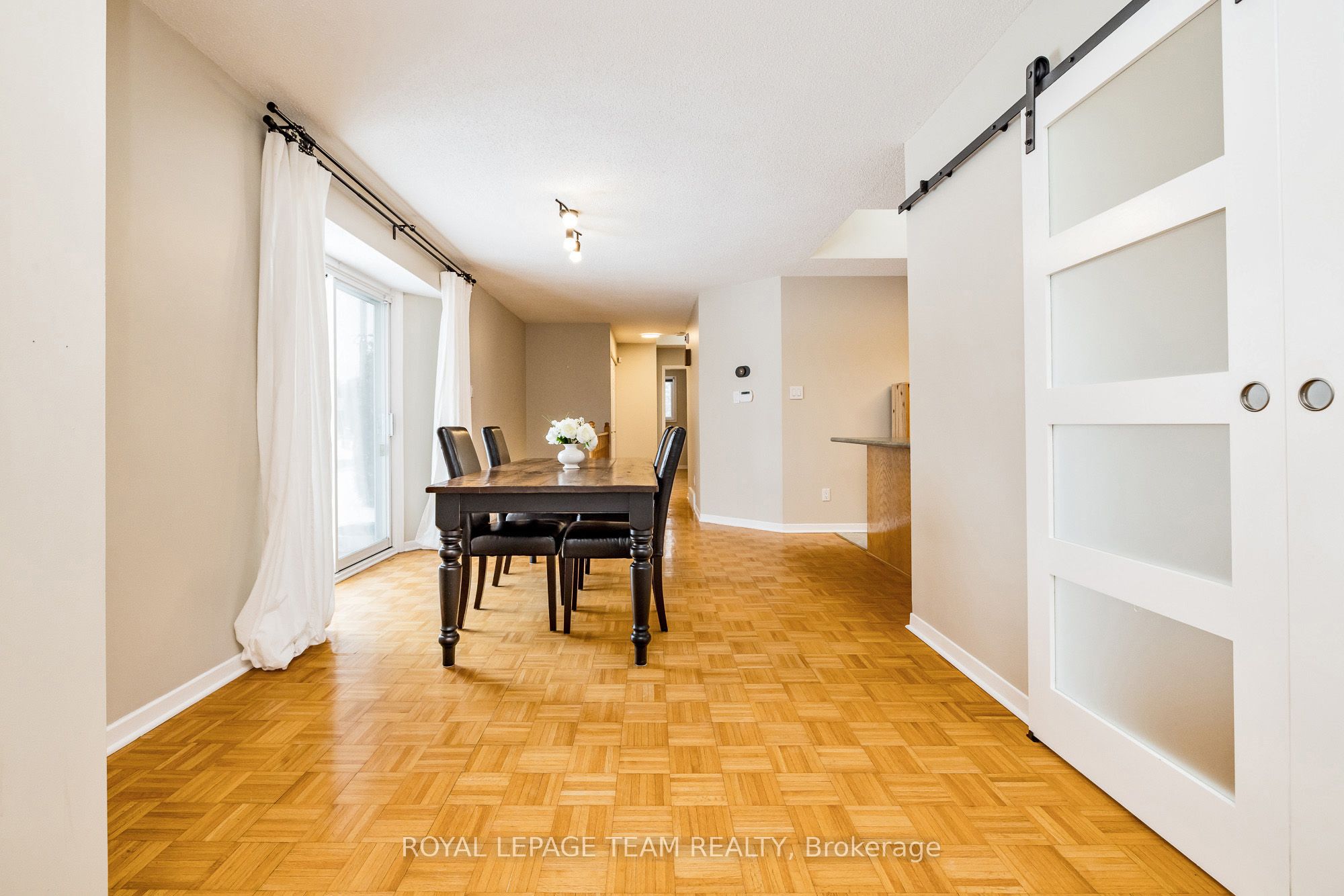 209 Elvira Street Property Photo 7