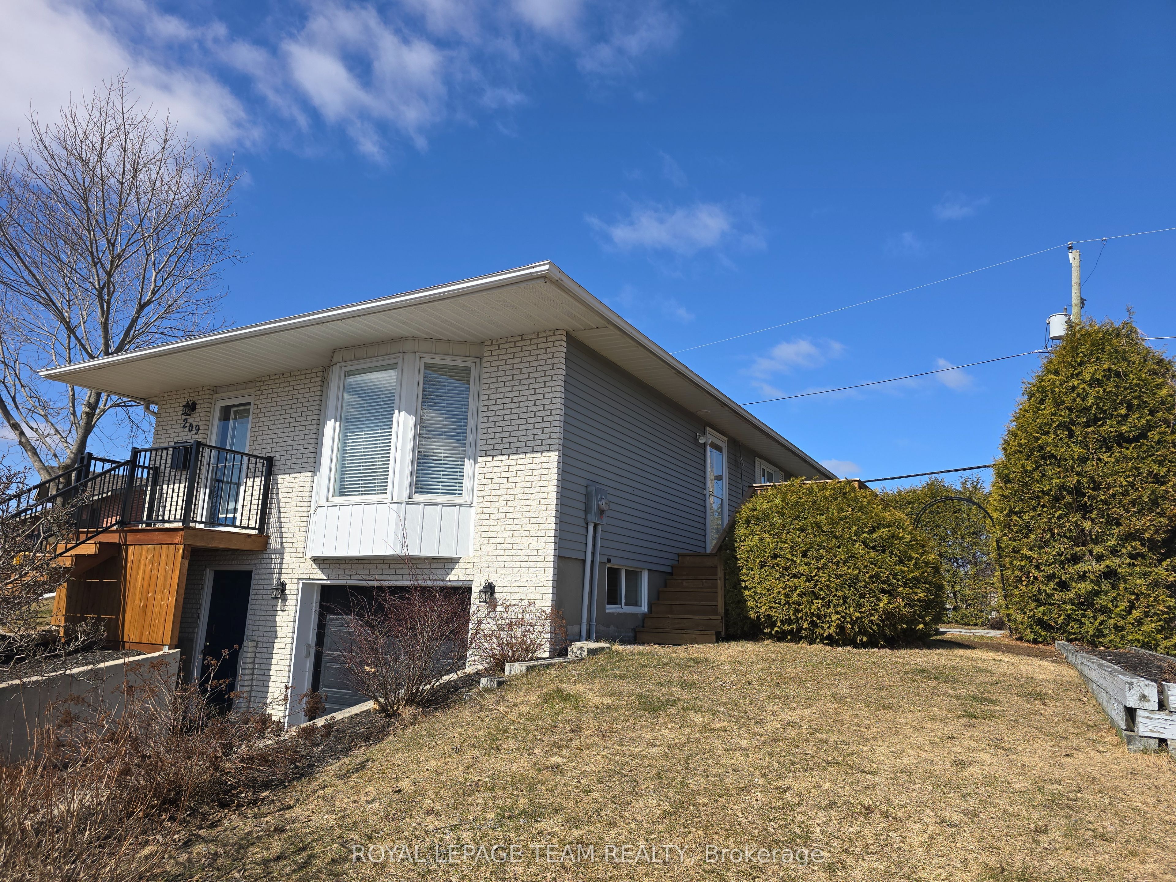 209 Elvira Street Property Photo 43