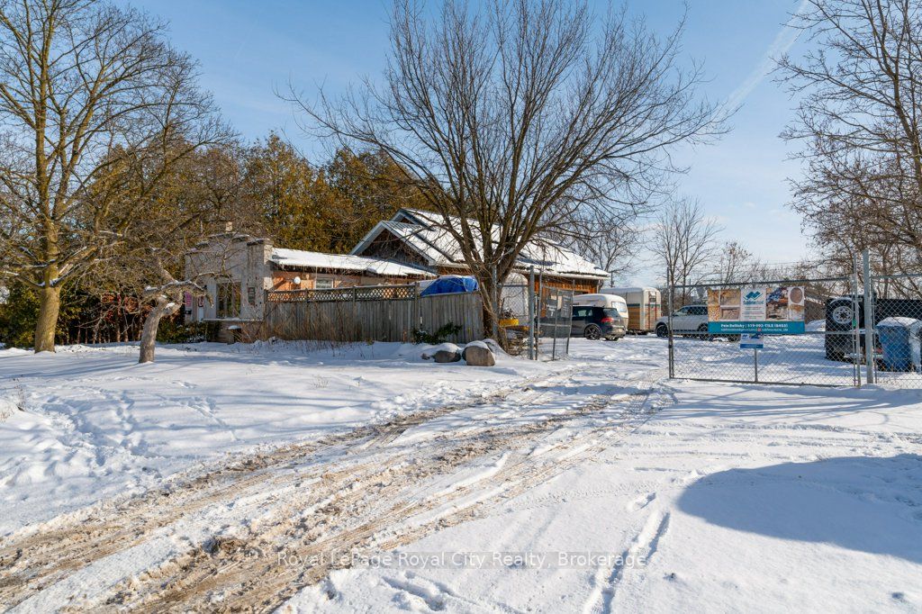 163 Alice Street Property Photo 5