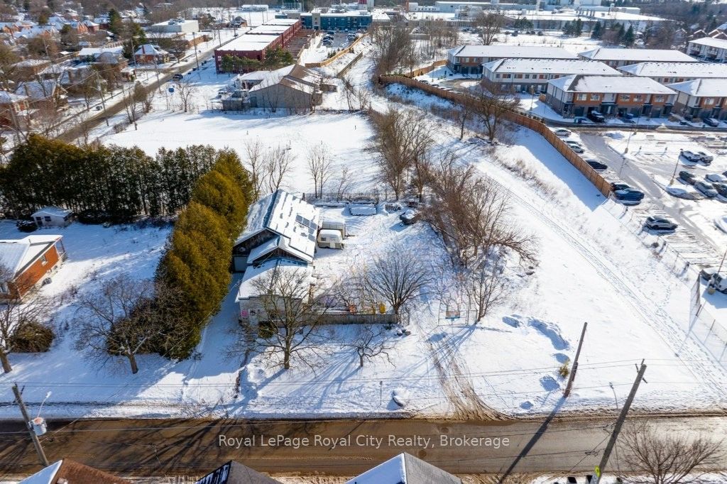 163 Alice Street Property Photo 7