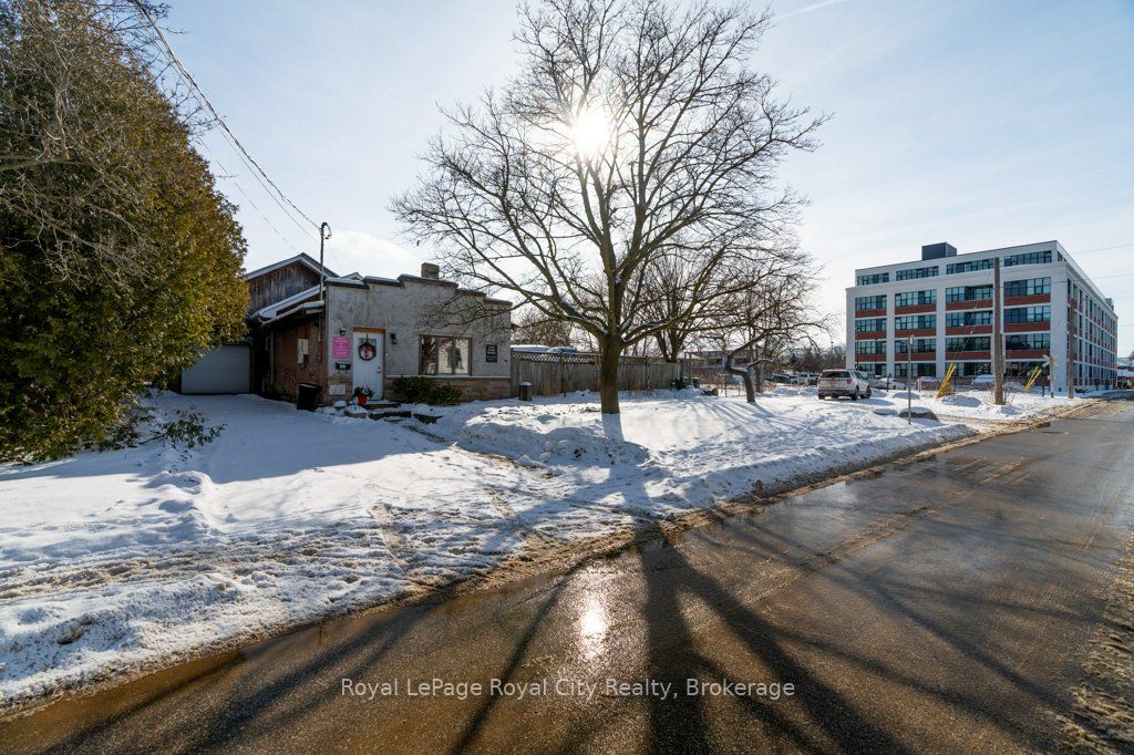 163 Alice Street Property Photo 15