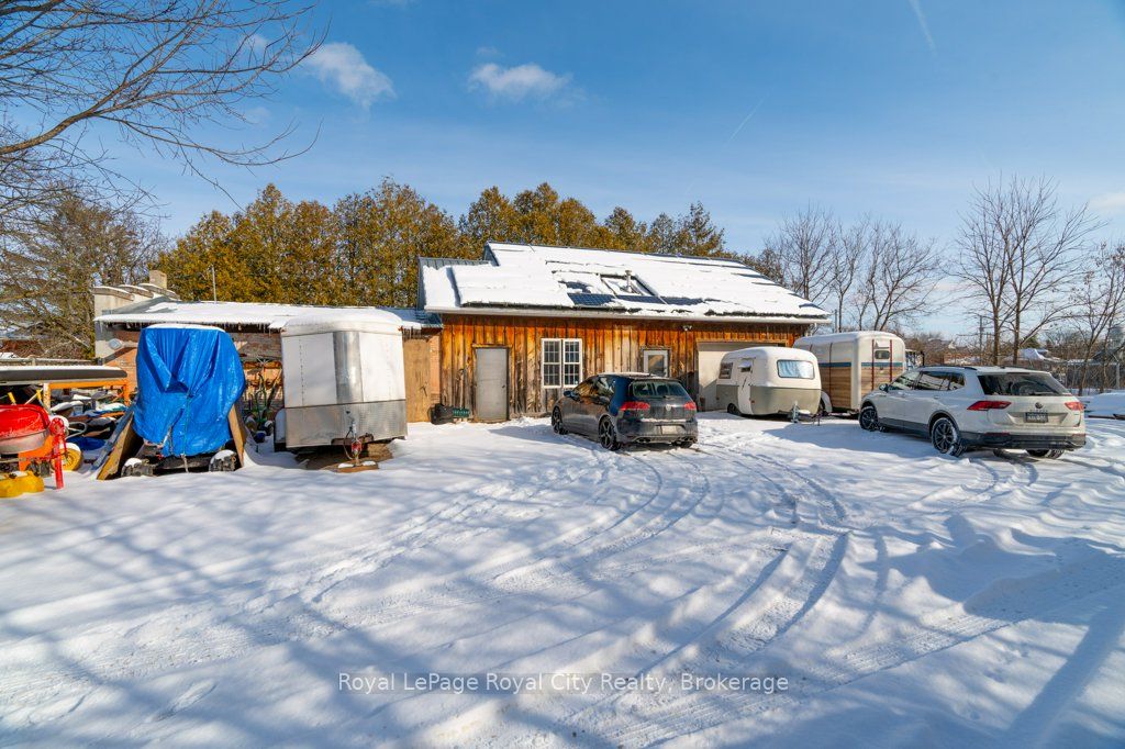 163 Alice Street Property Photo 34