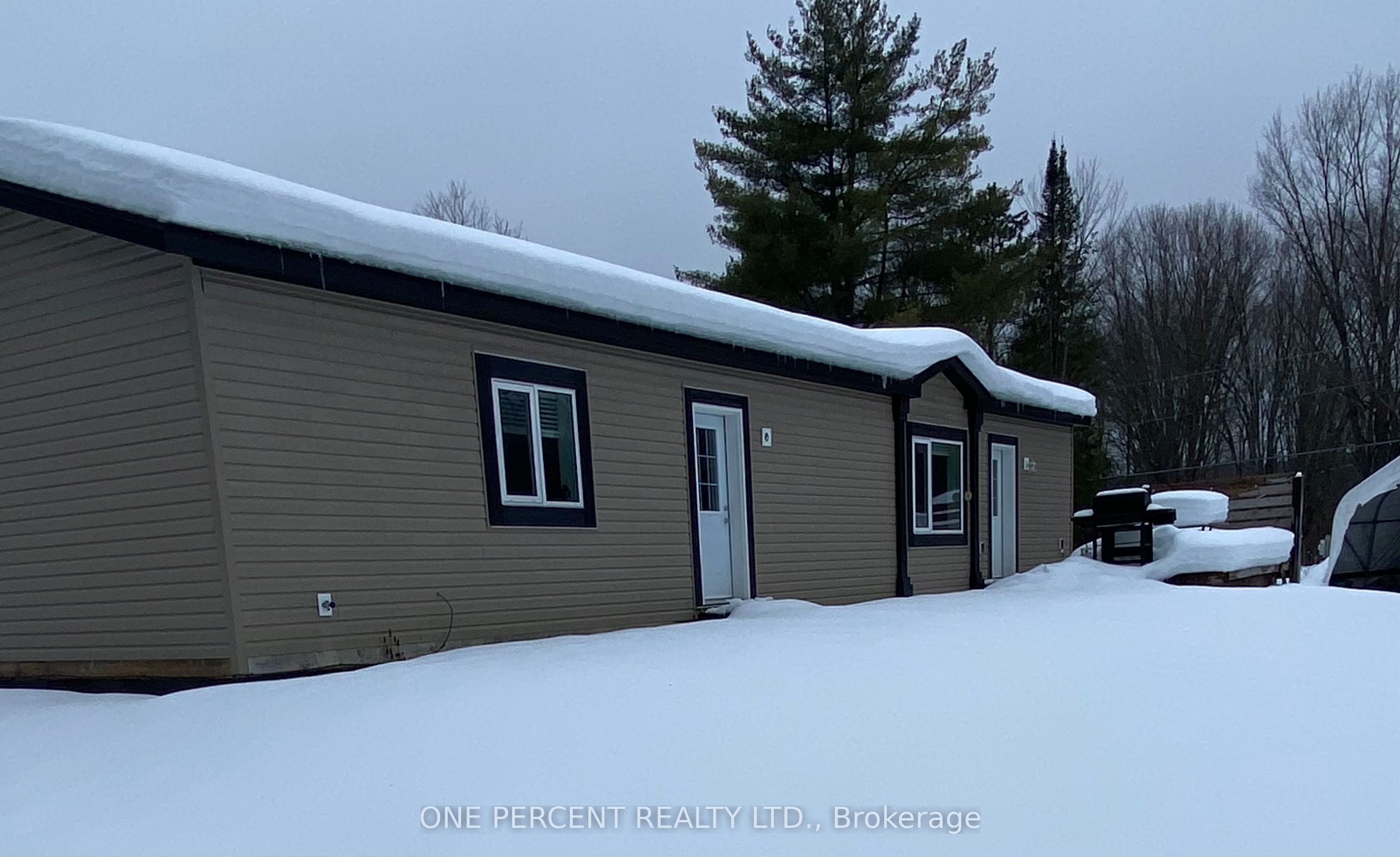 1074 Rosseau Lake 1st Rd Property Photo