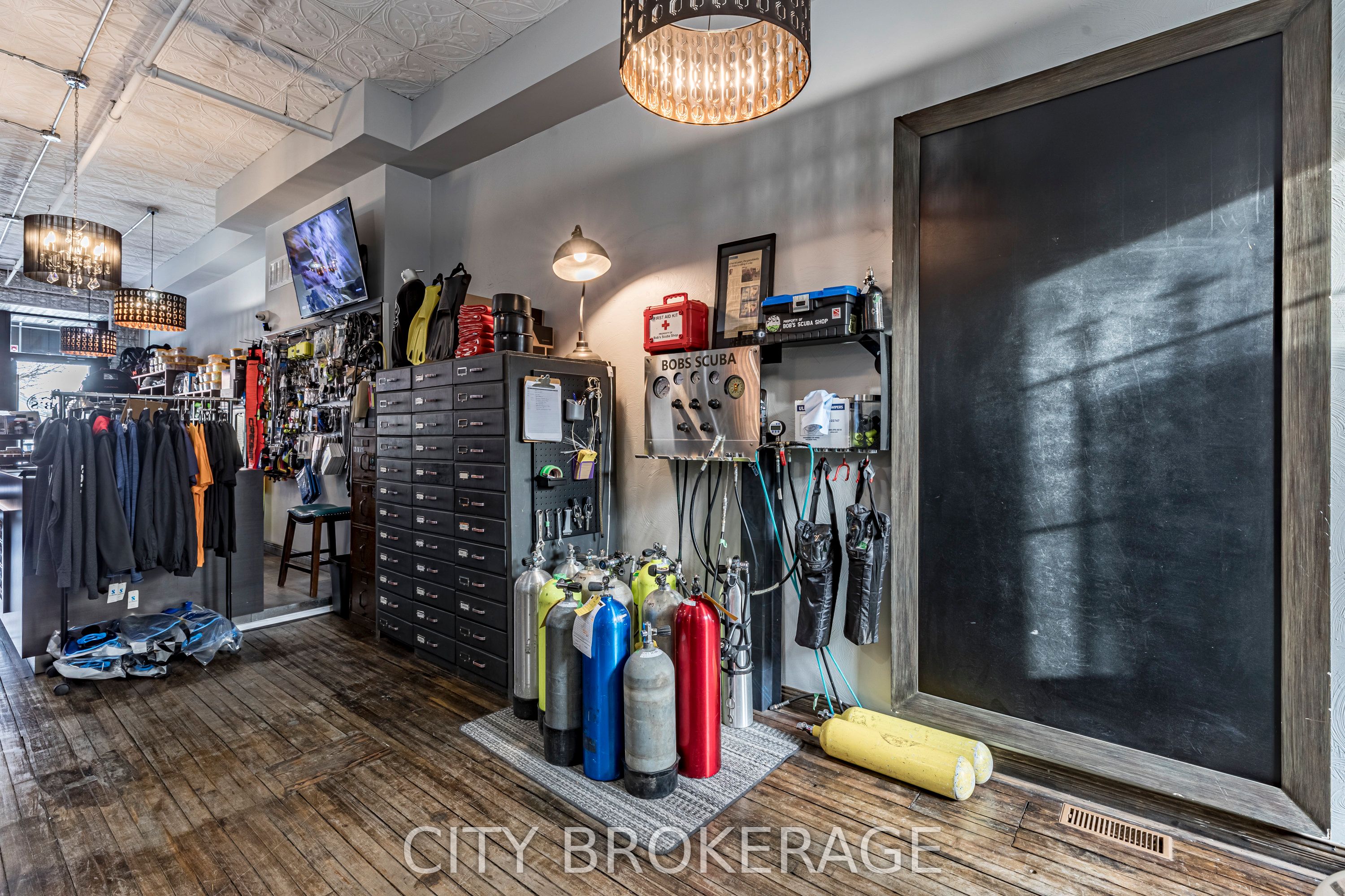 220 1/2 Kenilworth Avenue Property Photo 15