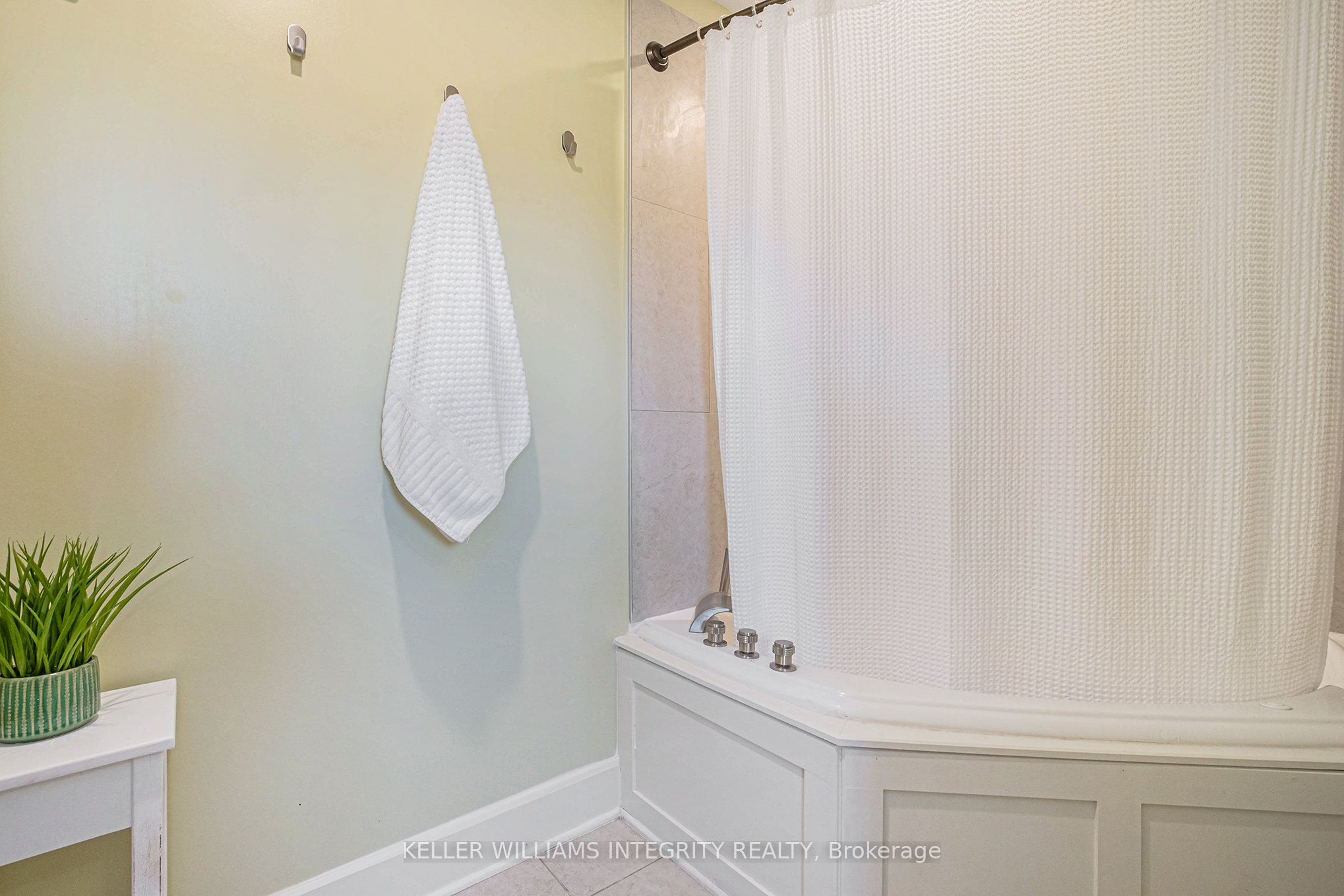 6548 Carp Road Property Photo 29