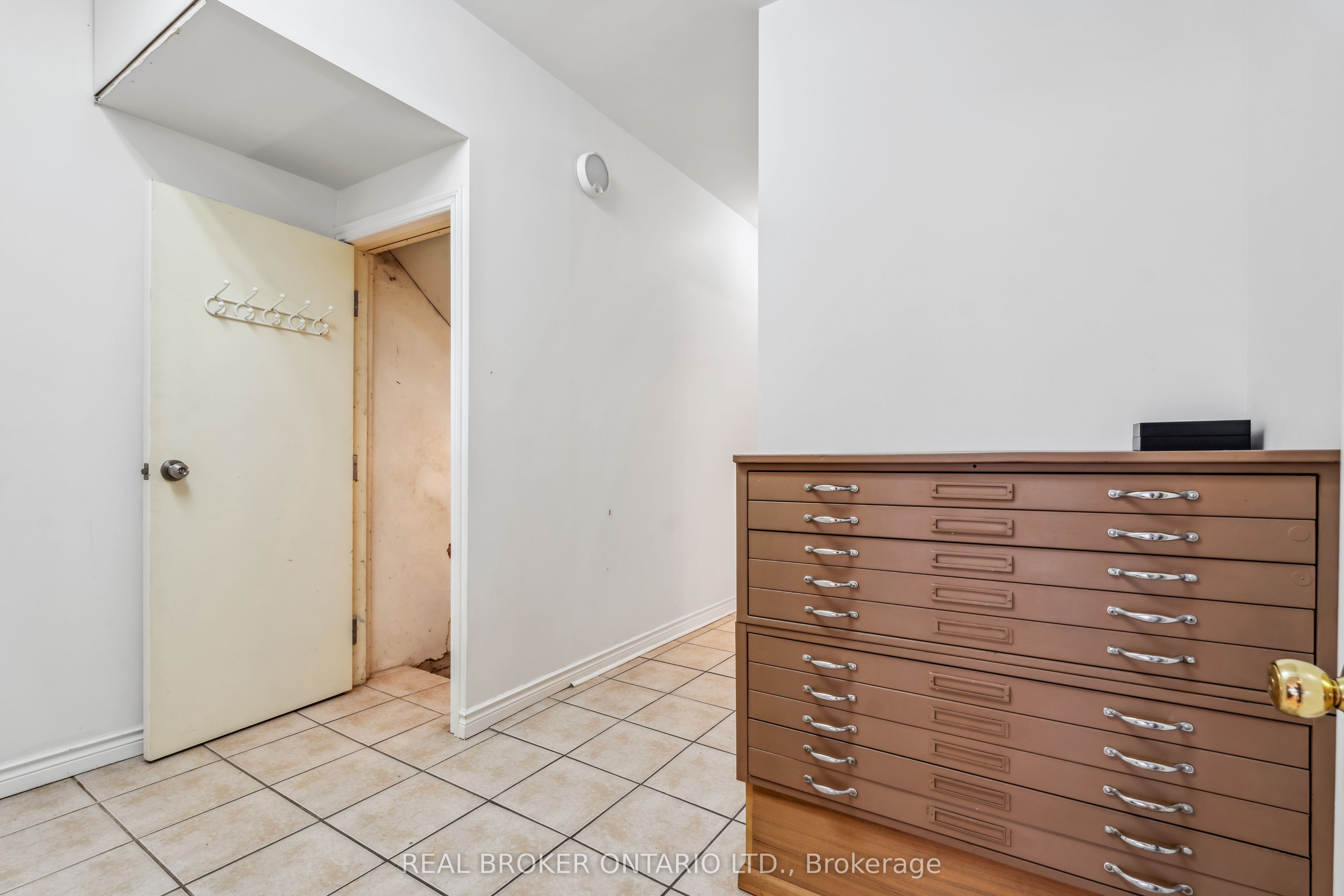 197 King Street Property Photo 8