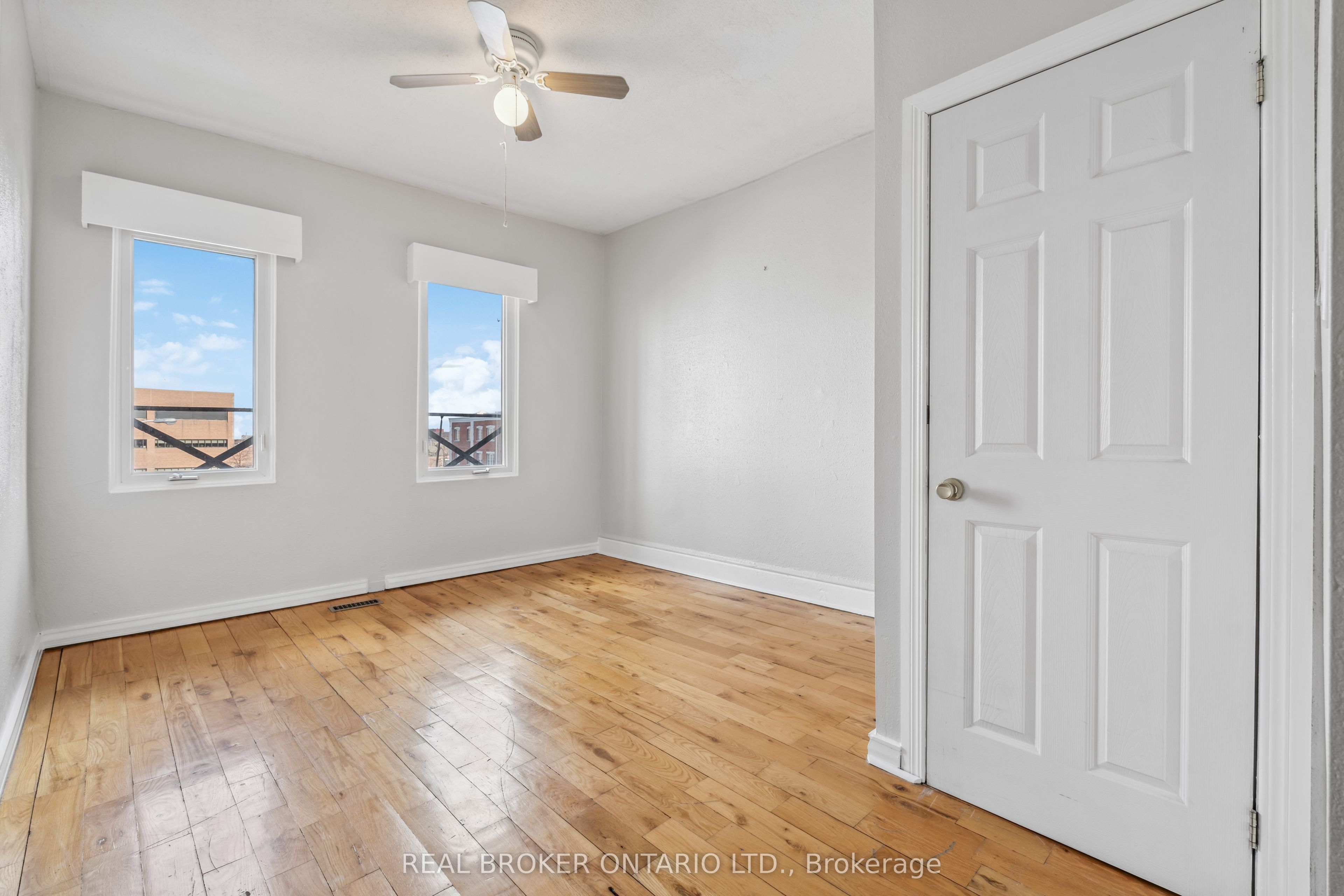 197 King Street Property Photo 33