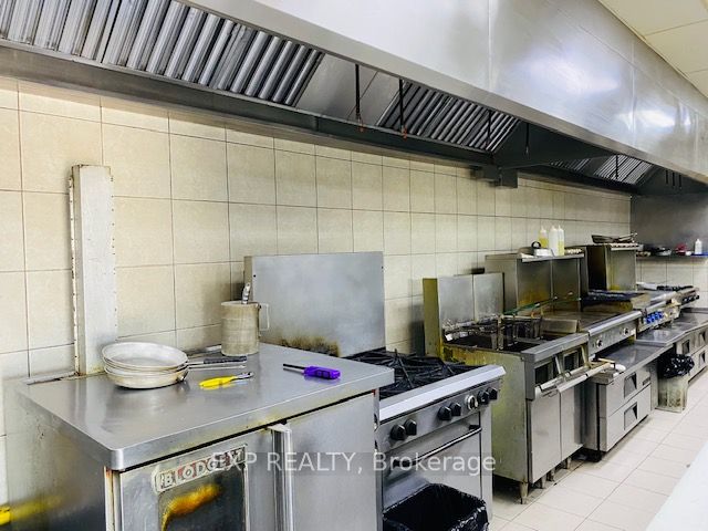 685 Fischer-hallman Road Property Photo 10