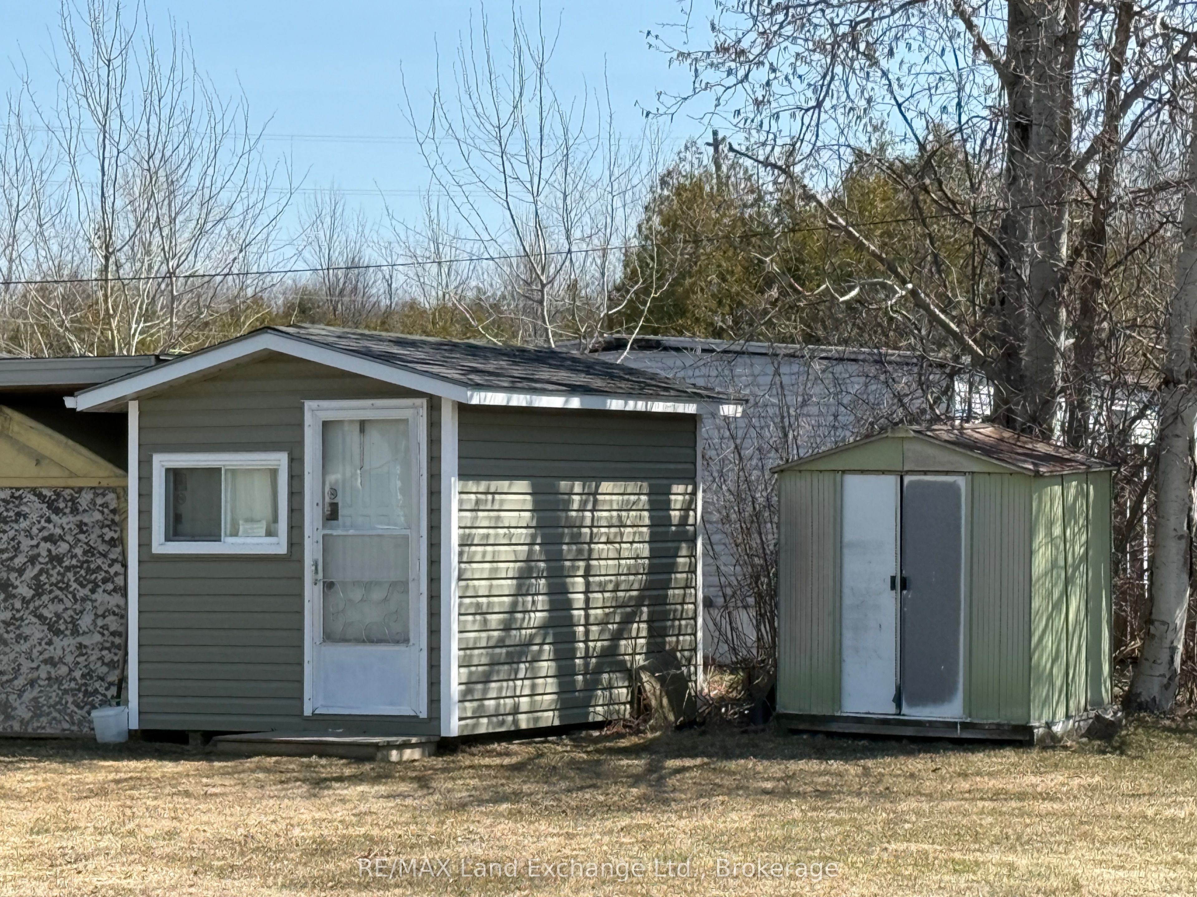 50 Maplewood Boulevard Property Photo 4