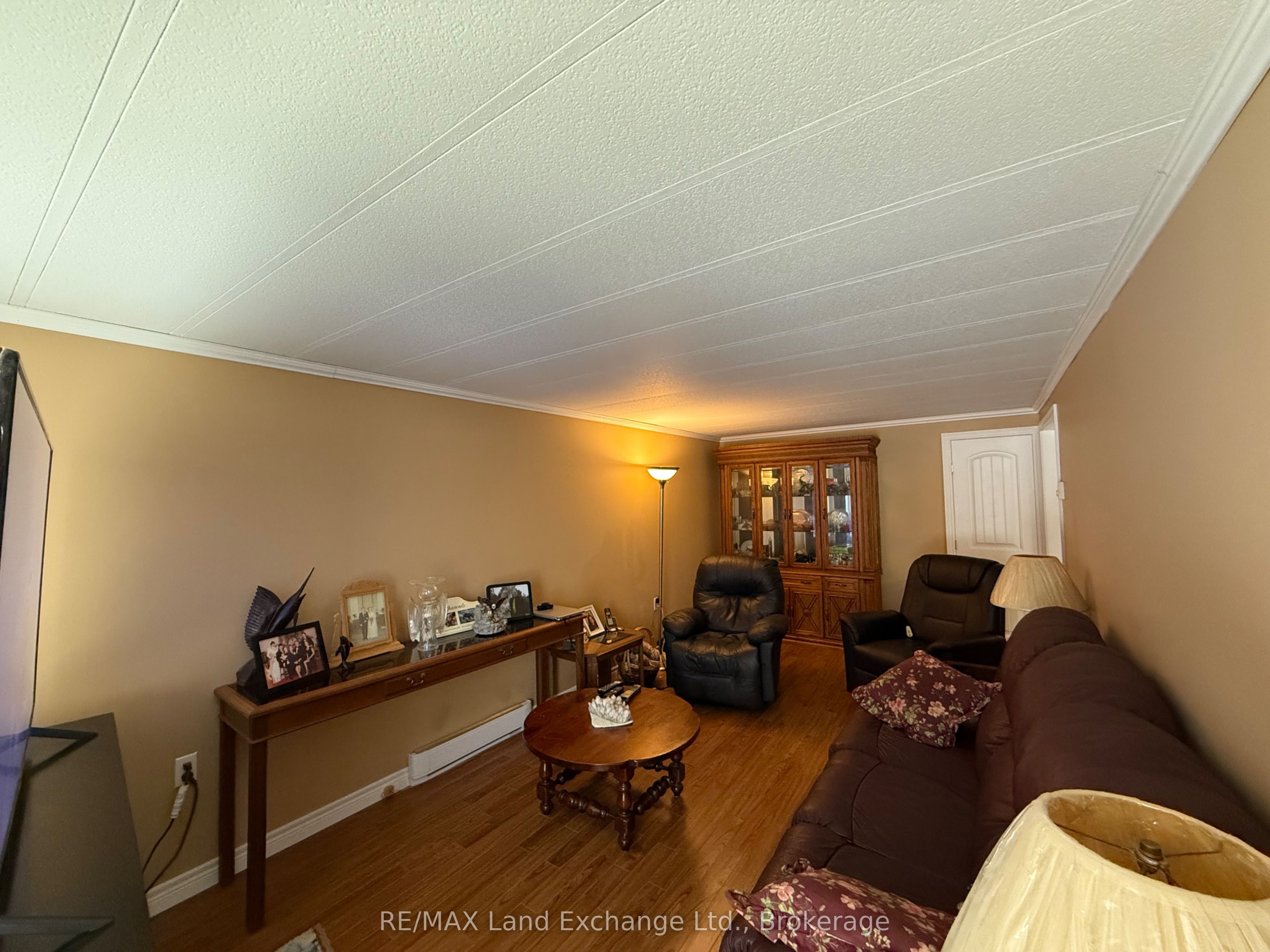50 Maplewood Boulevard Property Photo 10