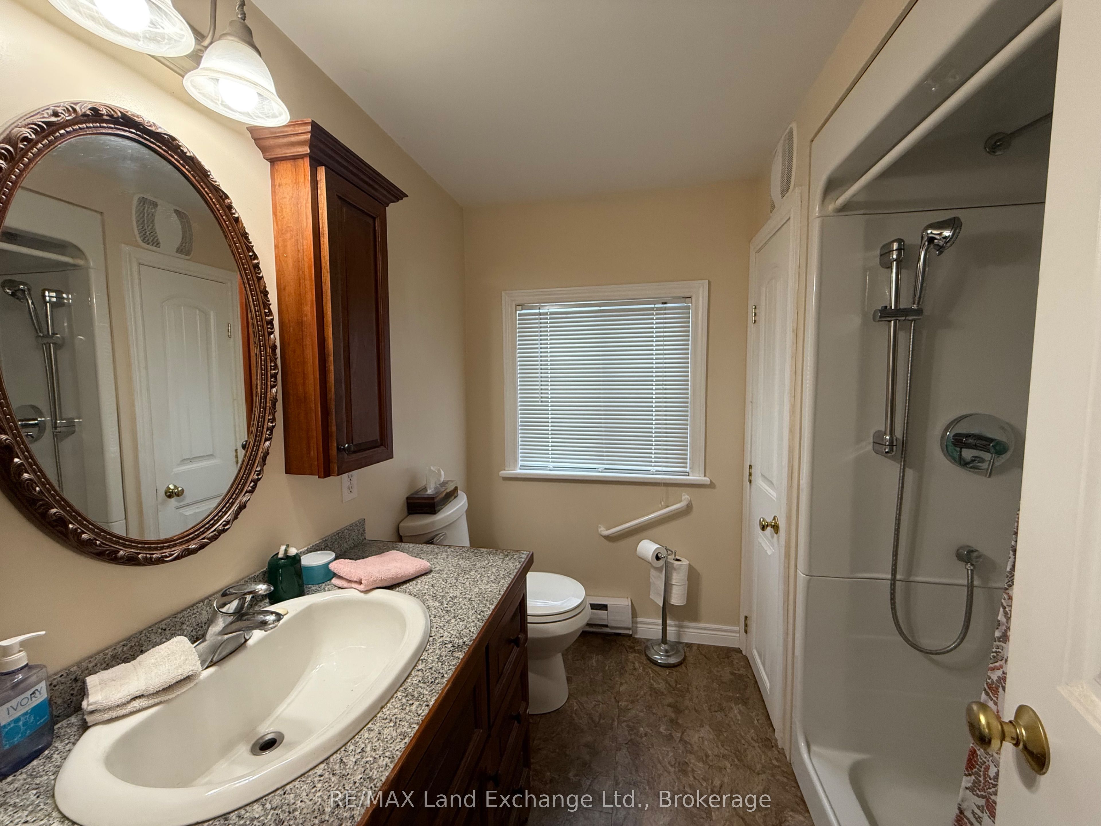 50 Maplewood Boulevard Property Photo 17