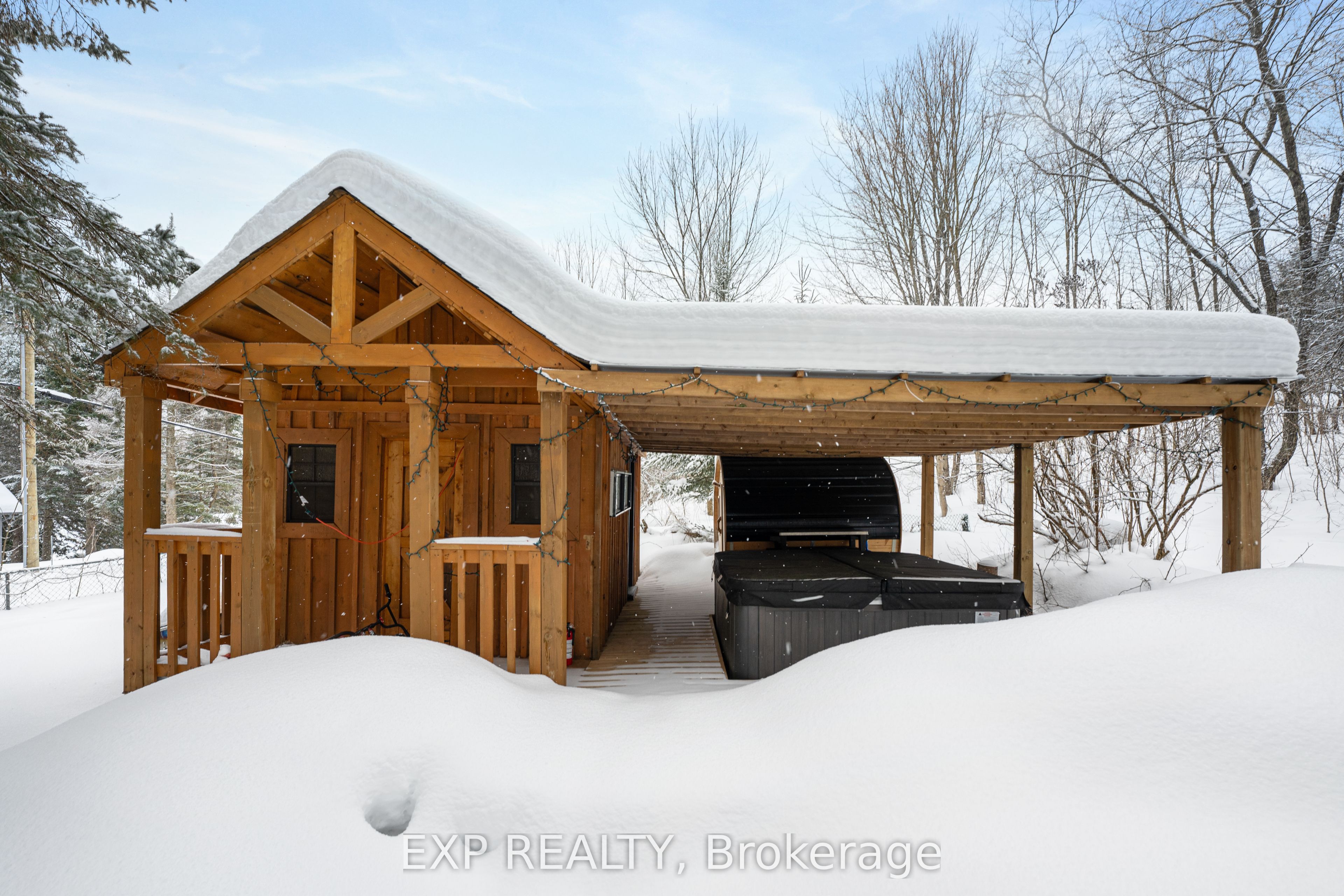1044 Shanahan Trail Property Photo 7