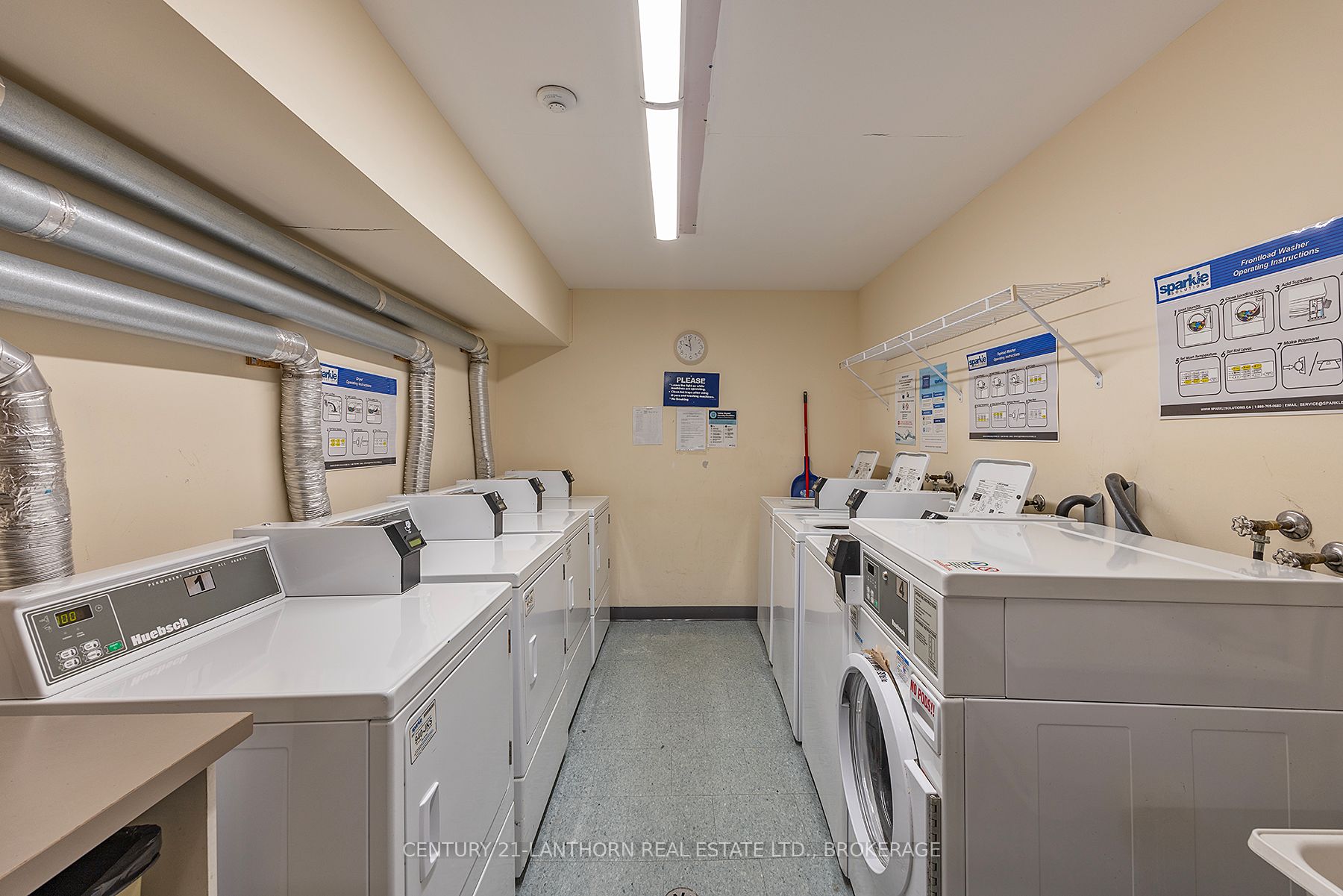 #204 - 310 Kingsdale Avenue Property Photo 10