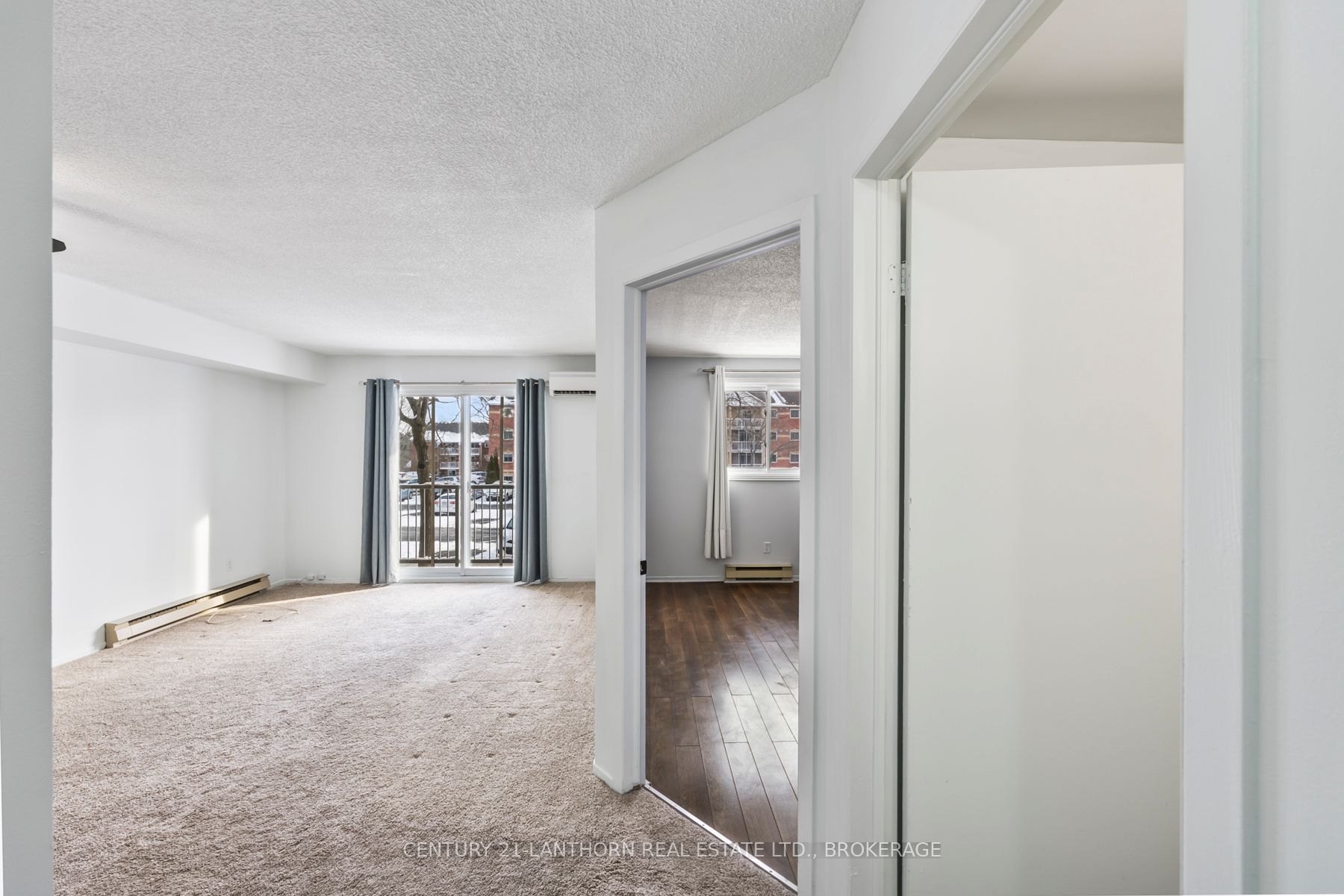 #204 - 310 Kingsdale Avenue Property Photo 13