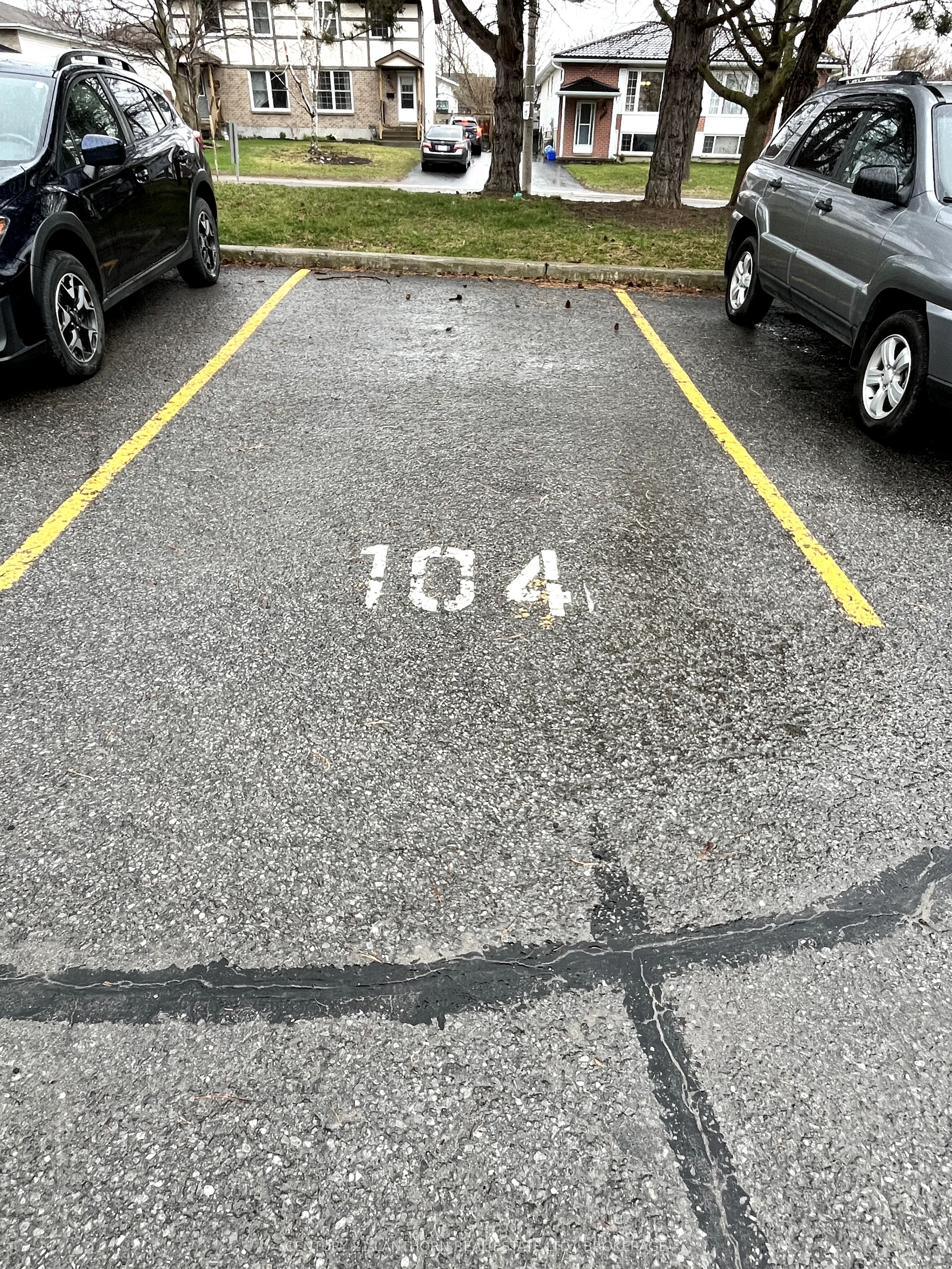 #204 - 310 Kingsdale Avenue Property Photo 28