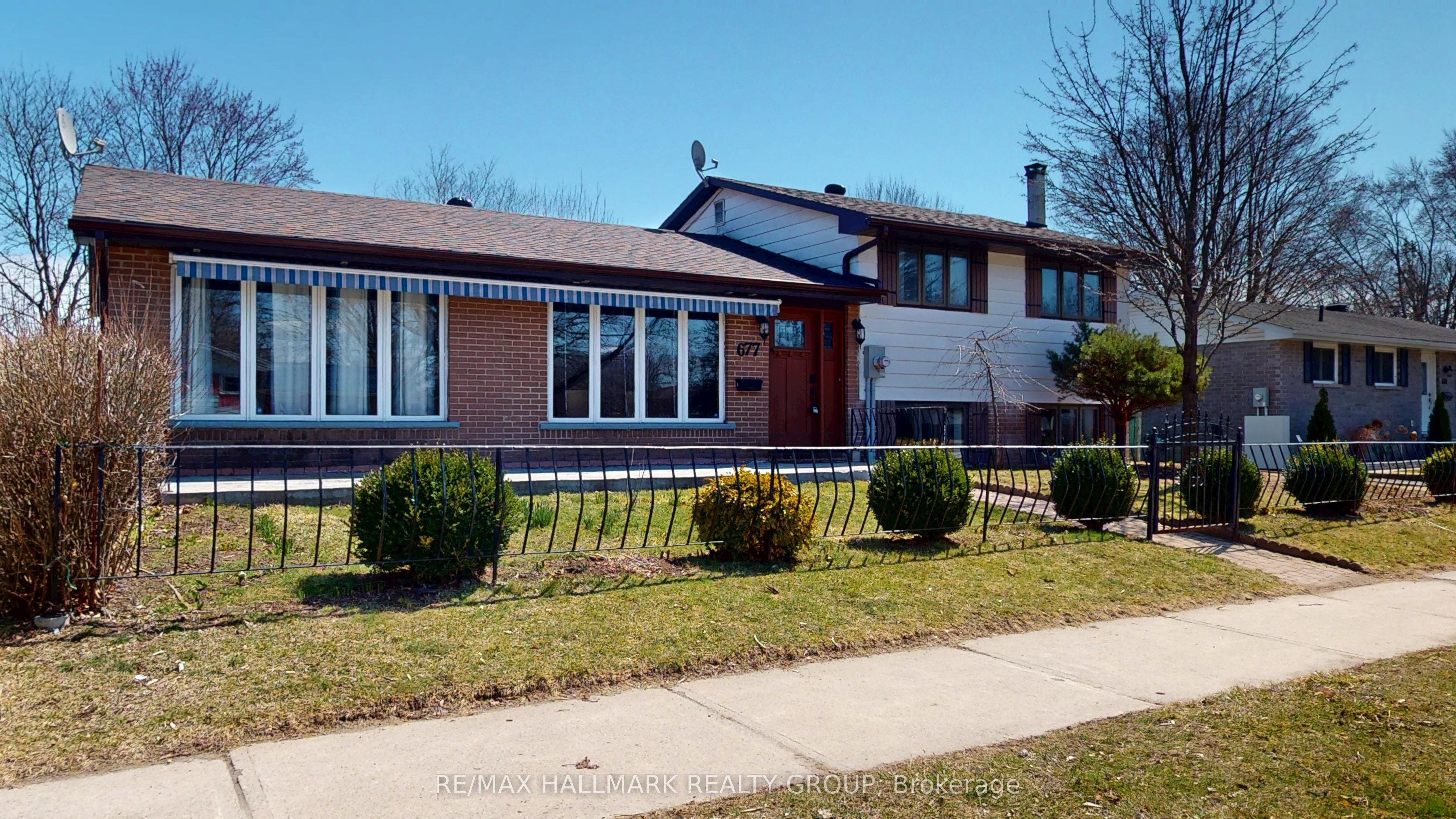 677 Laurier Blvd Property Photo