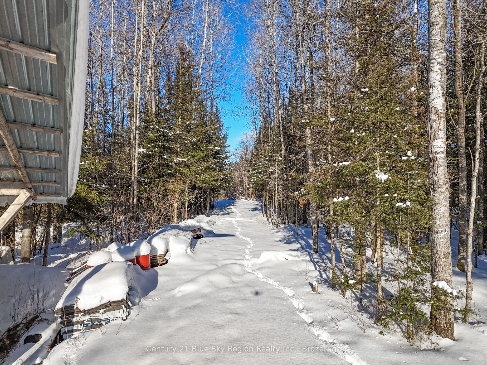 561 Mcdonald Road Property Photo 7