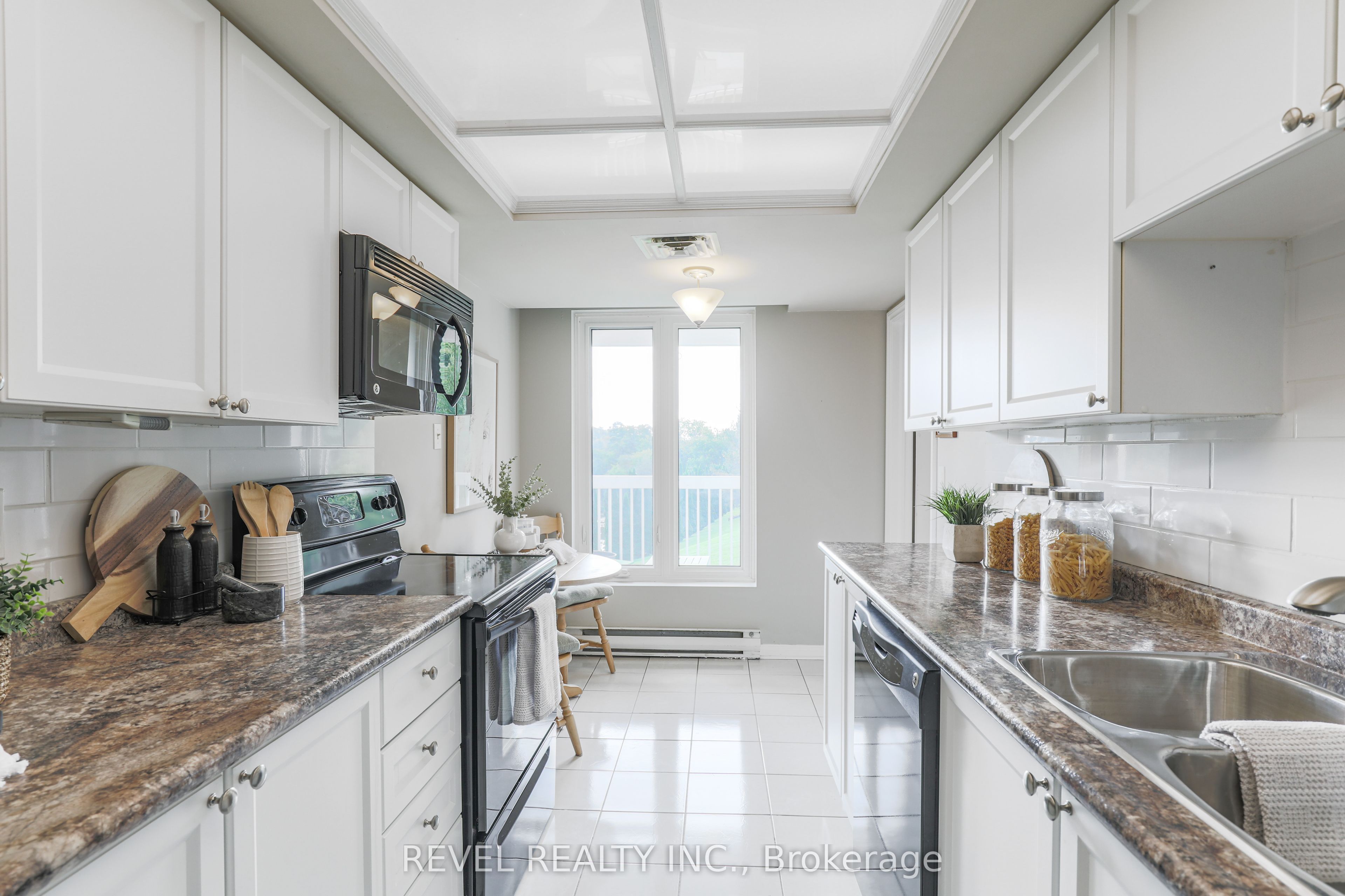 #102 - 50 Rivermill Boulevard Property Photo 16