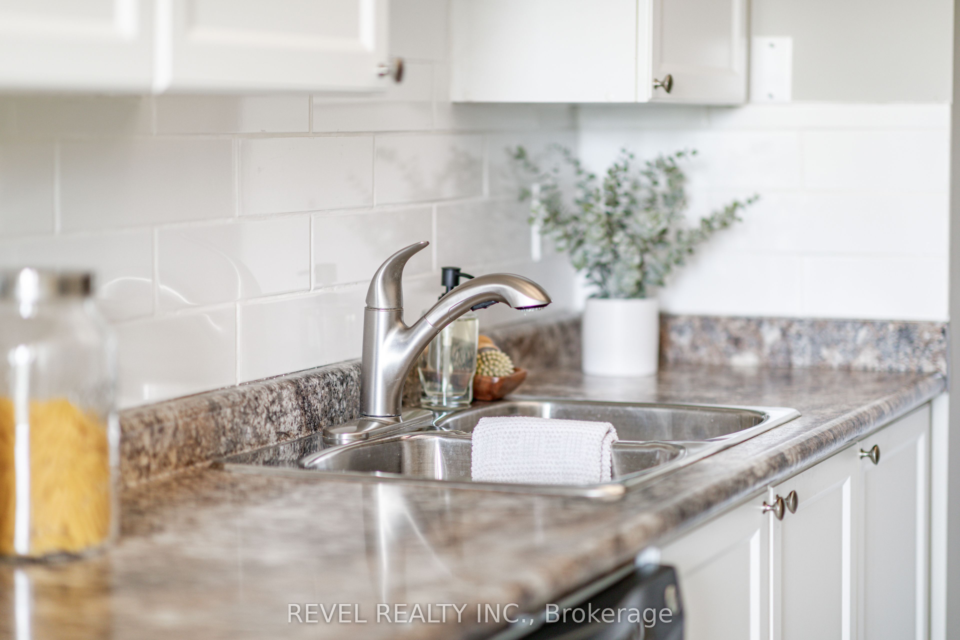 #102 - 50 Rivermill Boulevard Property Photo 19