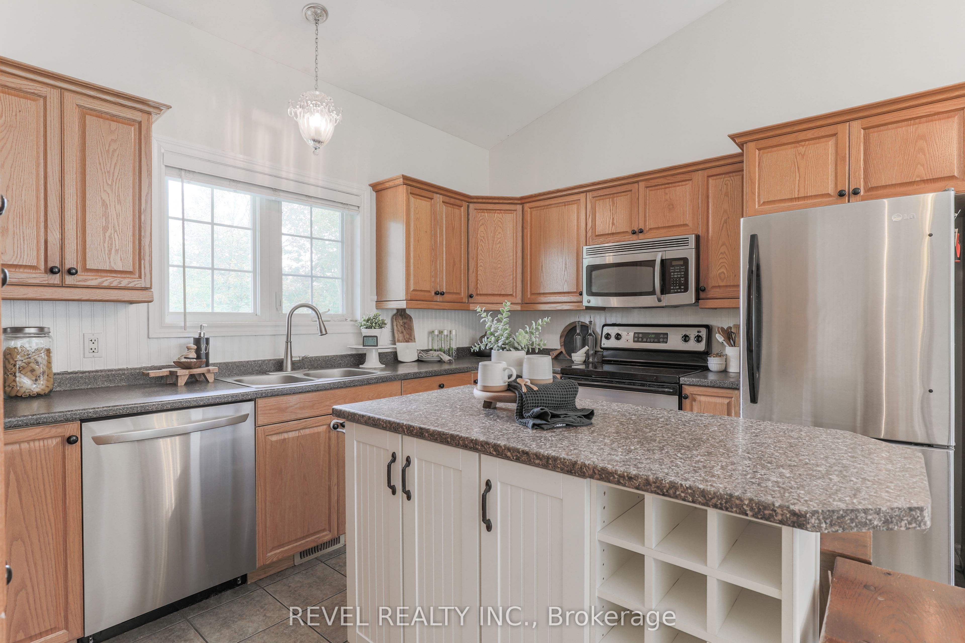 9 Grills Road Property Photo 14