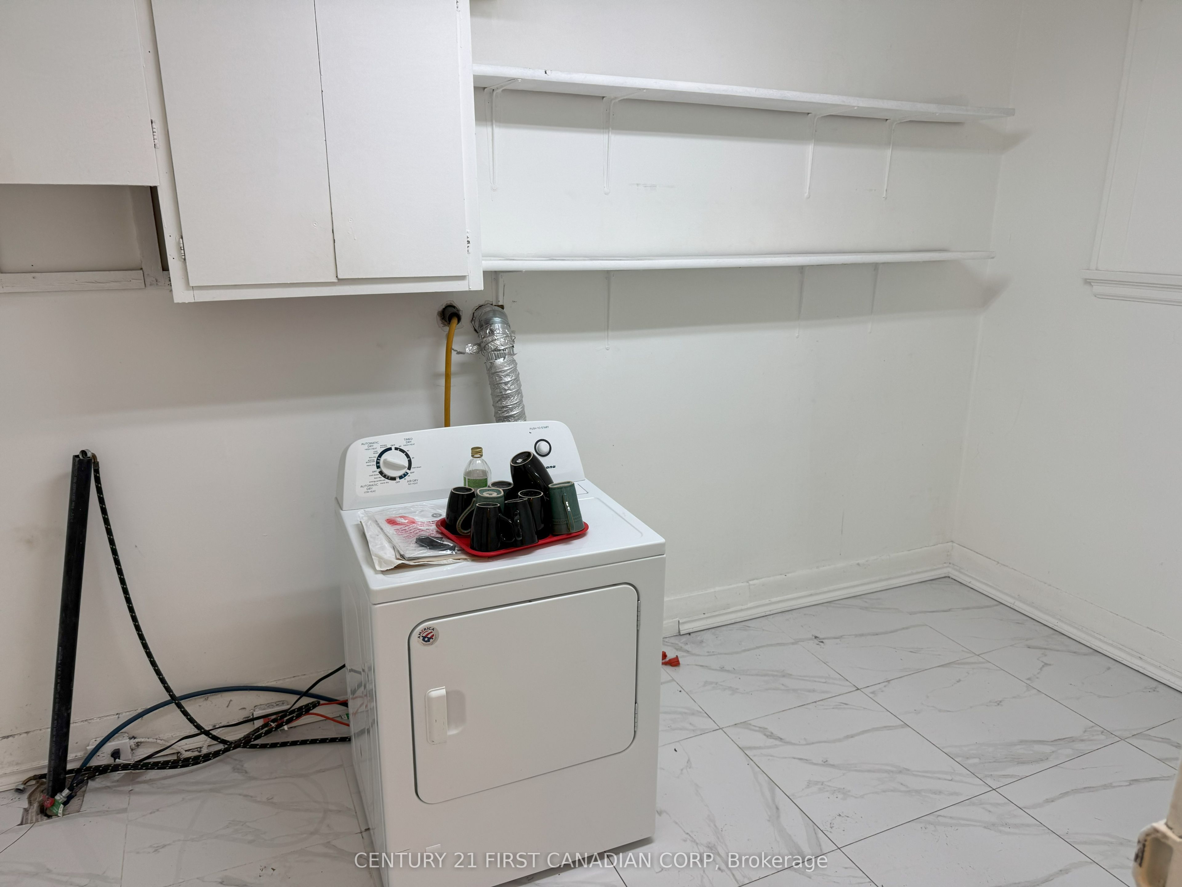 342 Dundas Street Property Photo 17