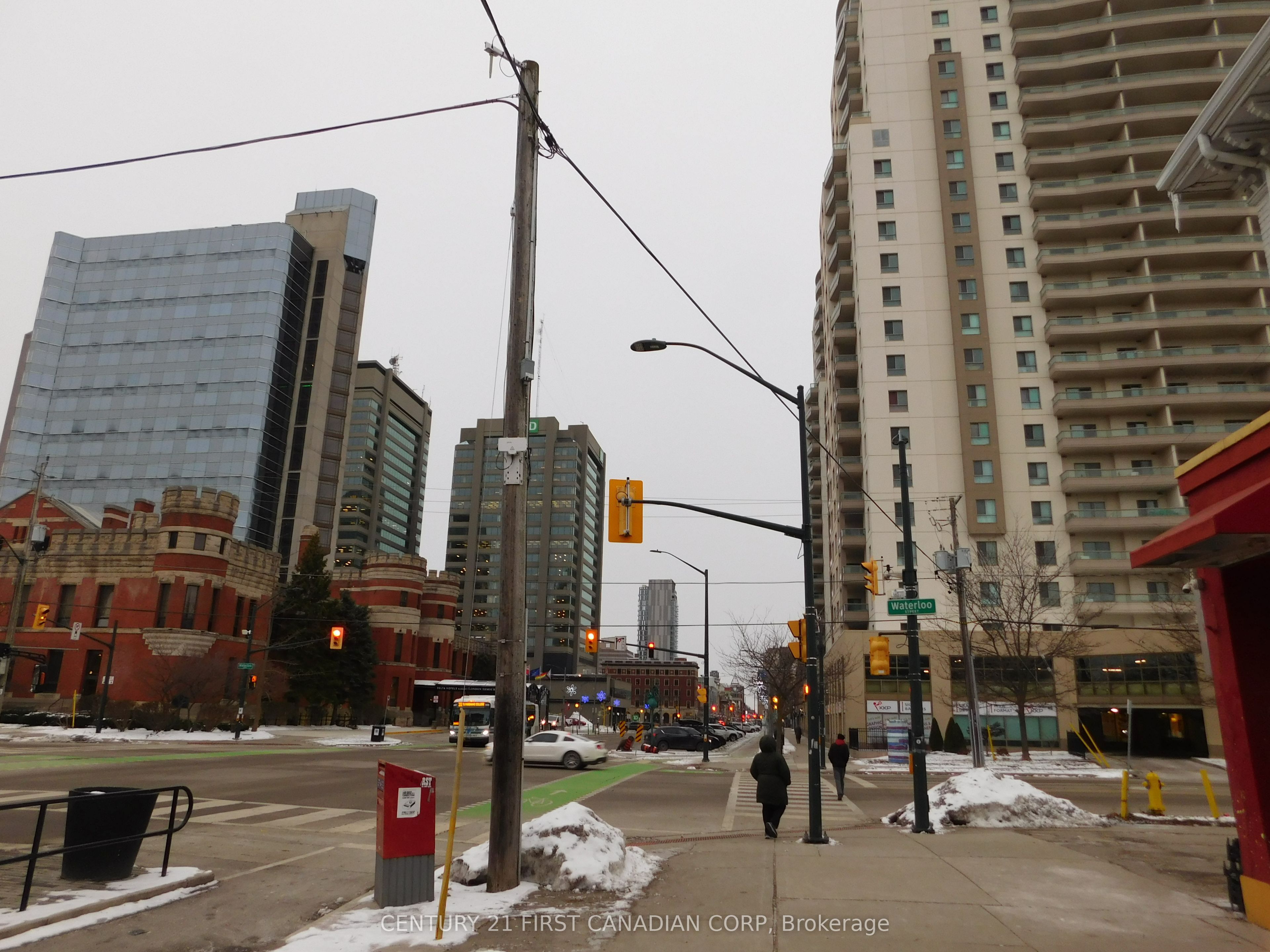 342 Dundas Street Property Photo 23