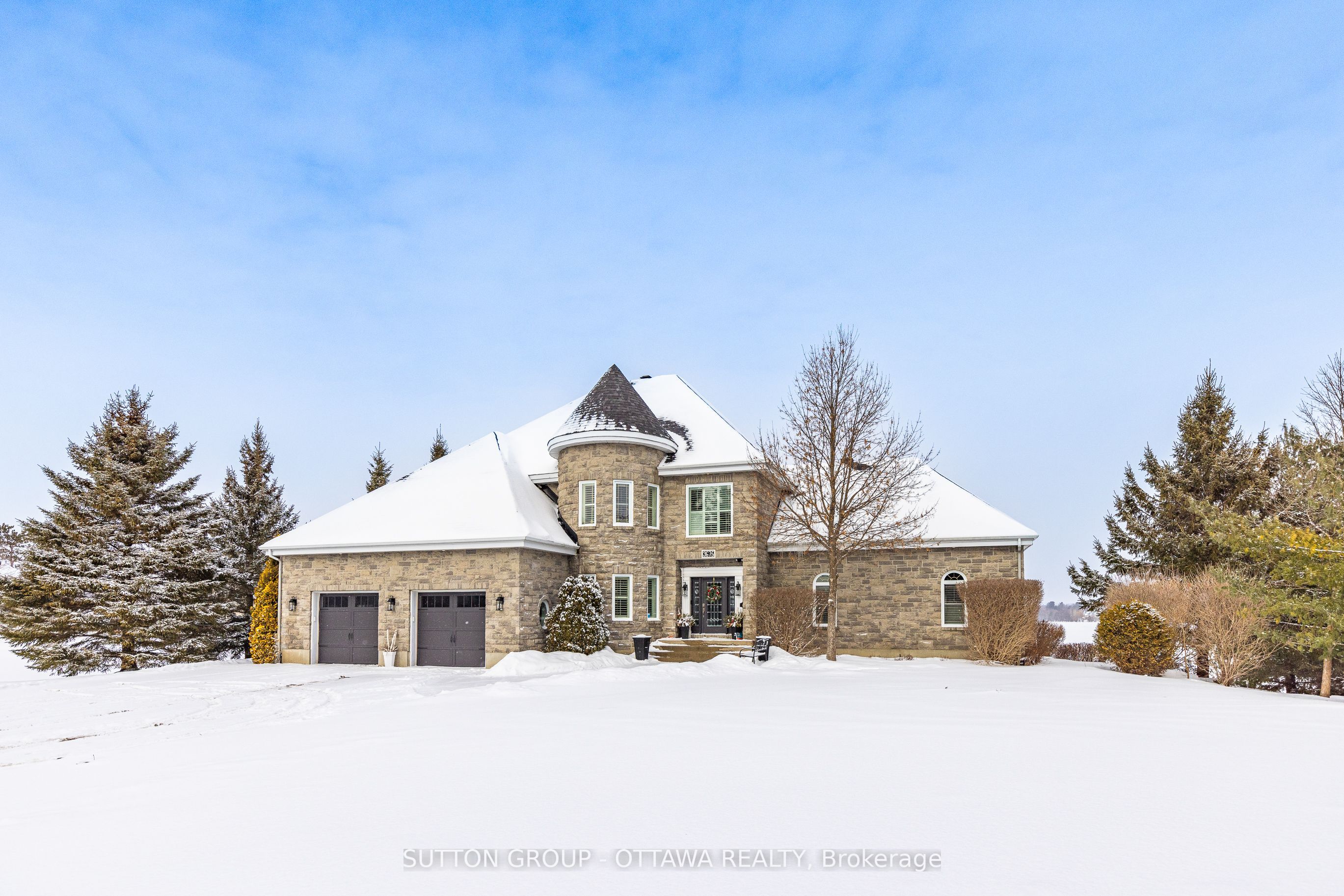 3675 Front Road Property Photo